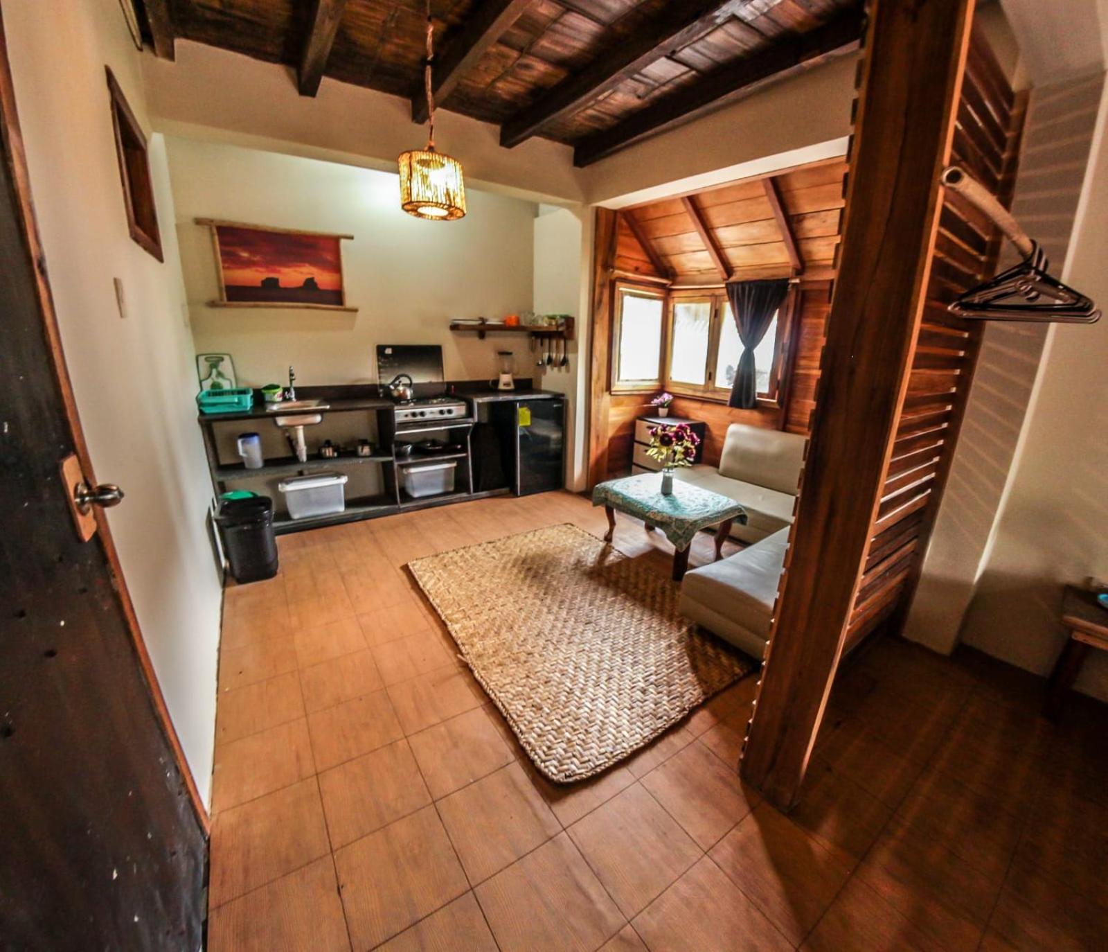 La Casa Hostel