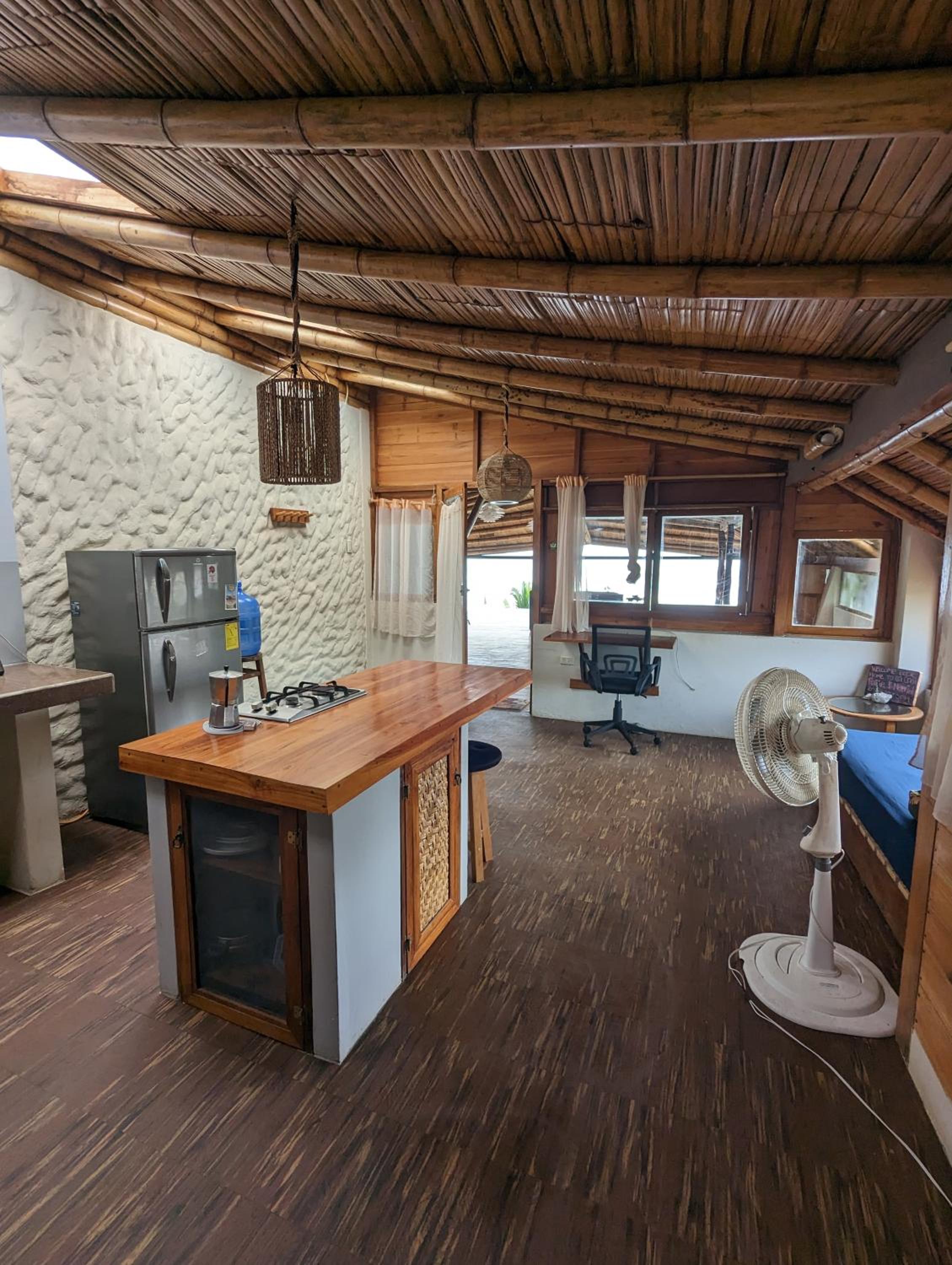 La Casa Hostel