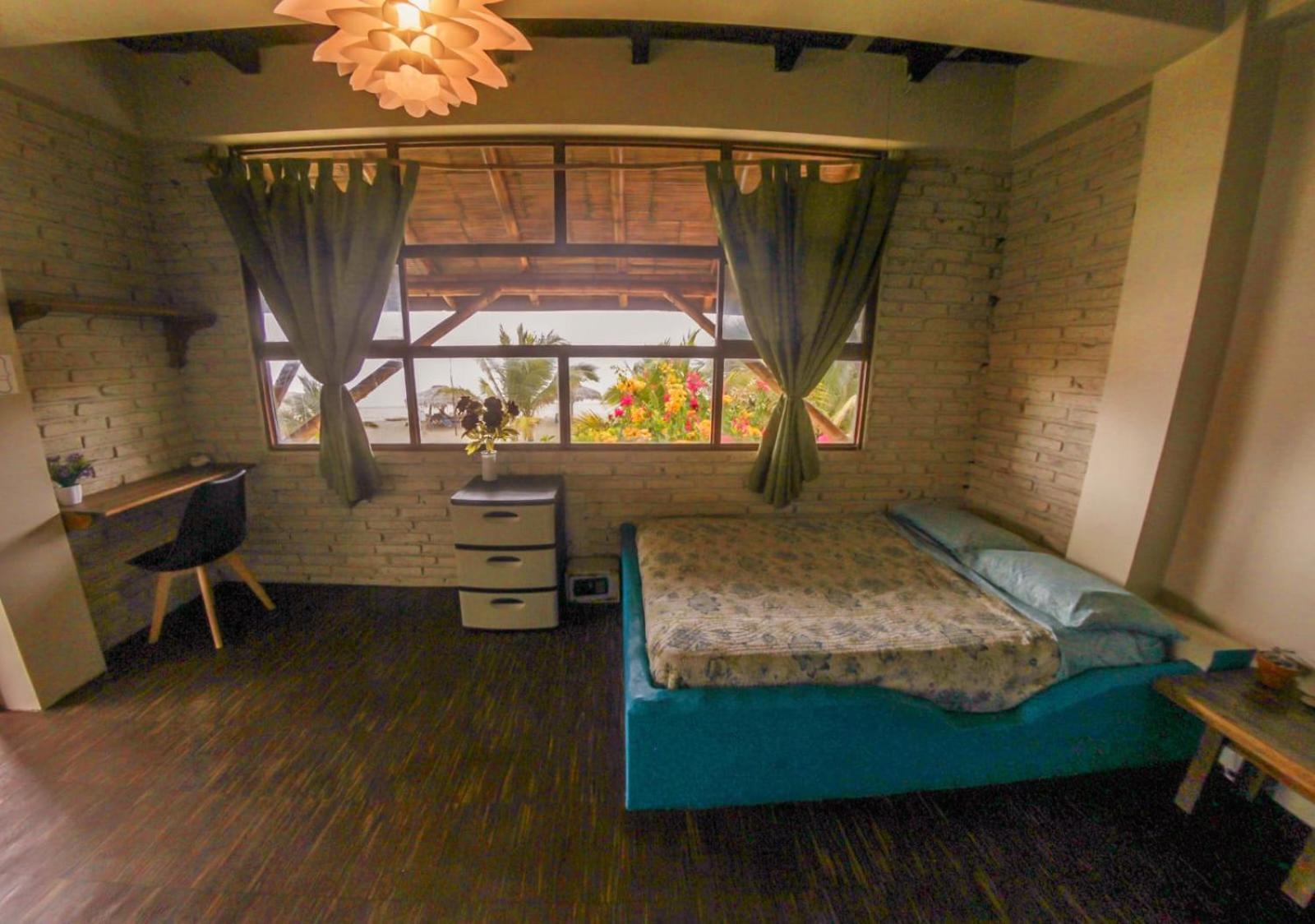 La Casa Hostel