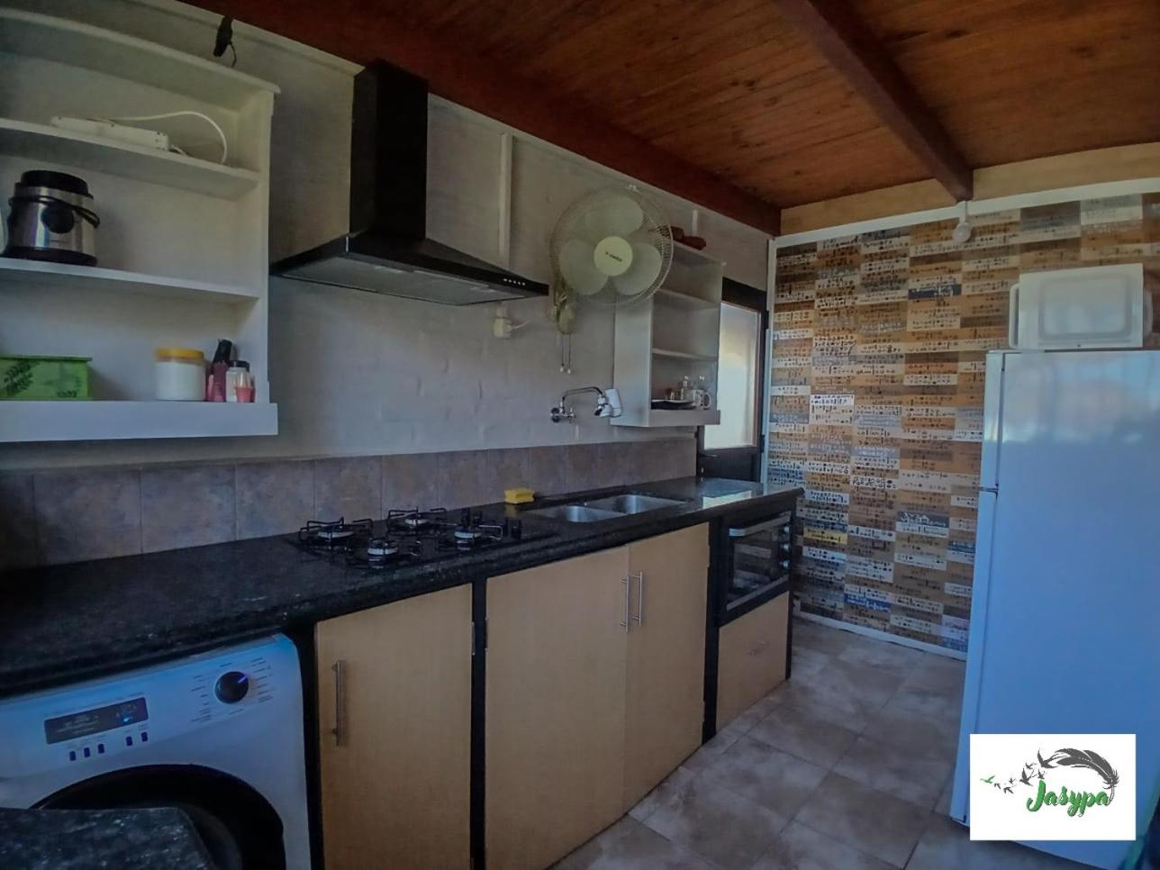 Dos apartamentos vecinos cerca del Puente Internacional General Artigas - Inchalá & Jasypa