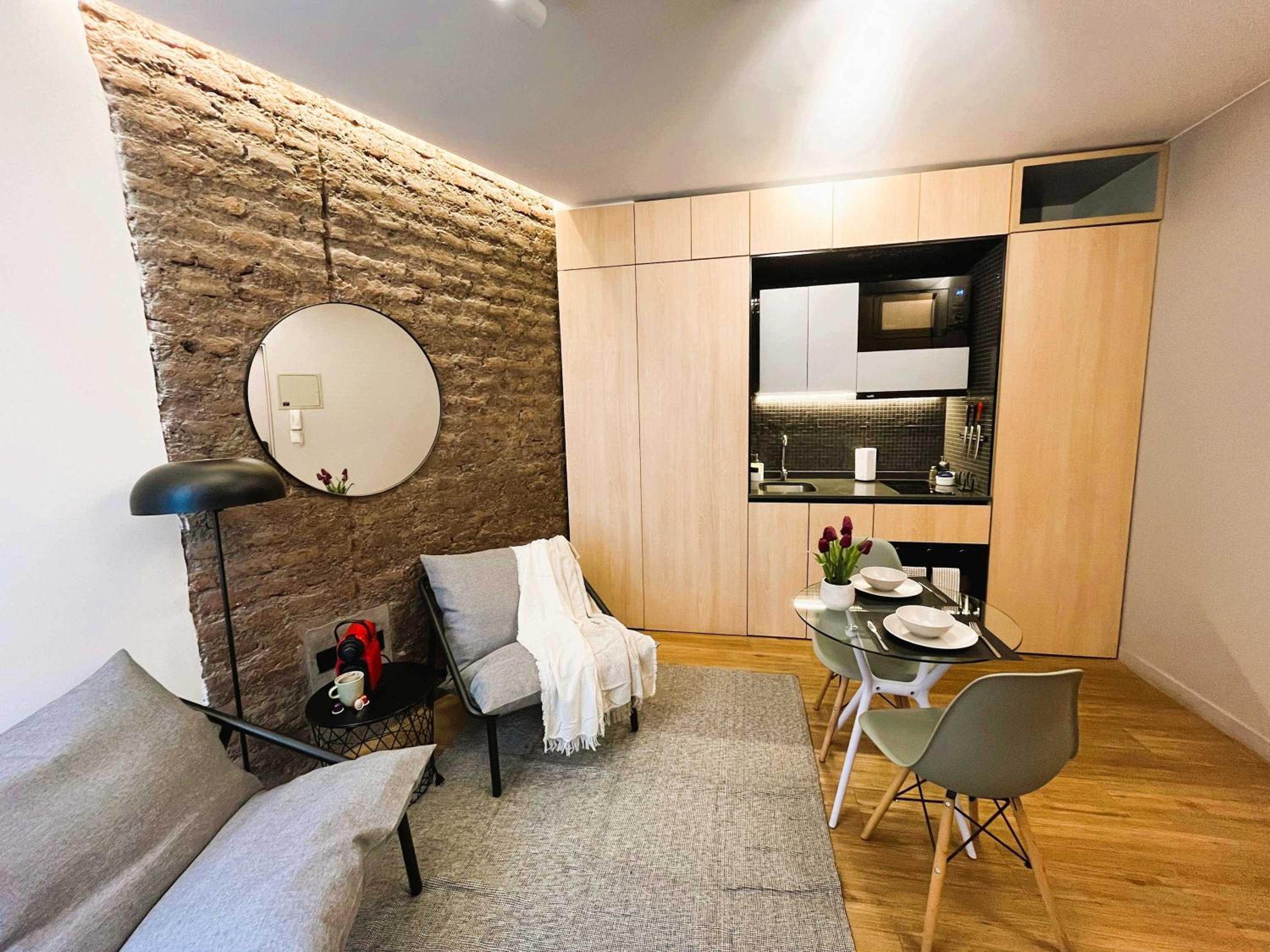 HOM I Depto con Terraza Privada 2PAX Lastarria