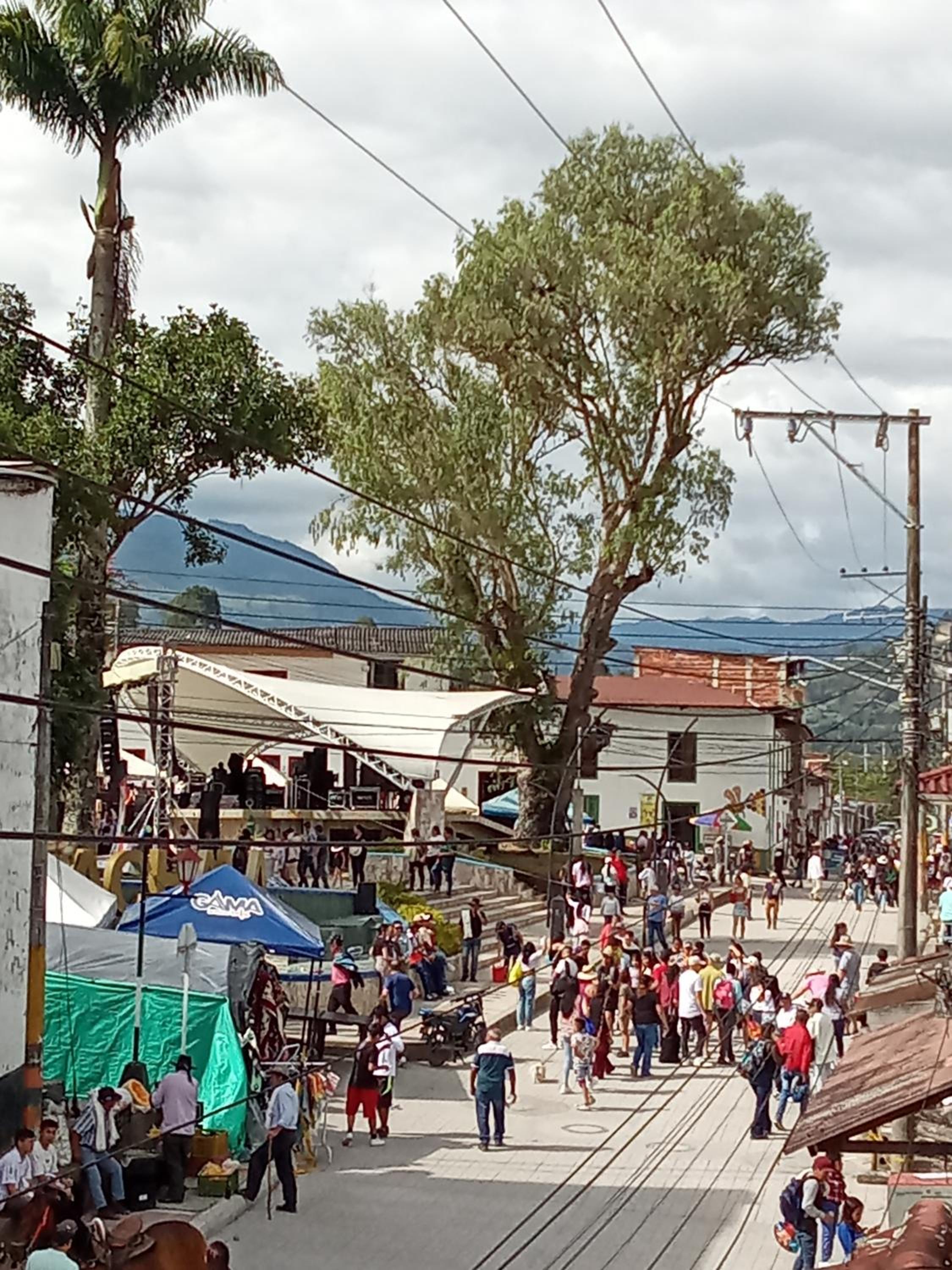 HospedajelaDivisaGachalá