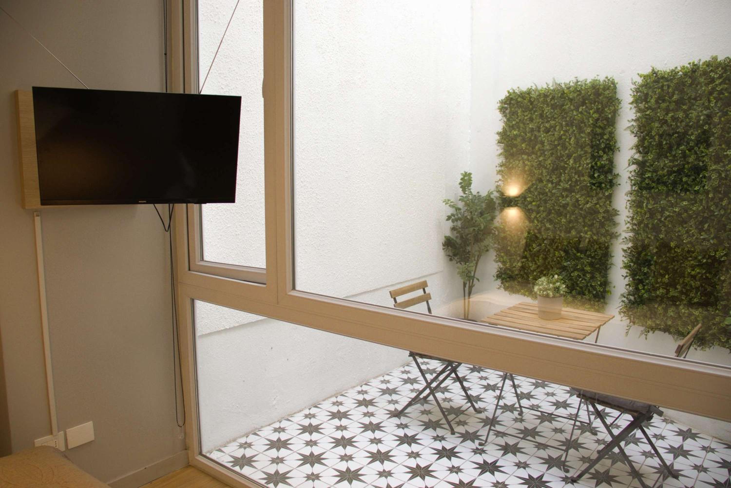 HOM I Depto con Terraza Privada 2PAX Lastarria