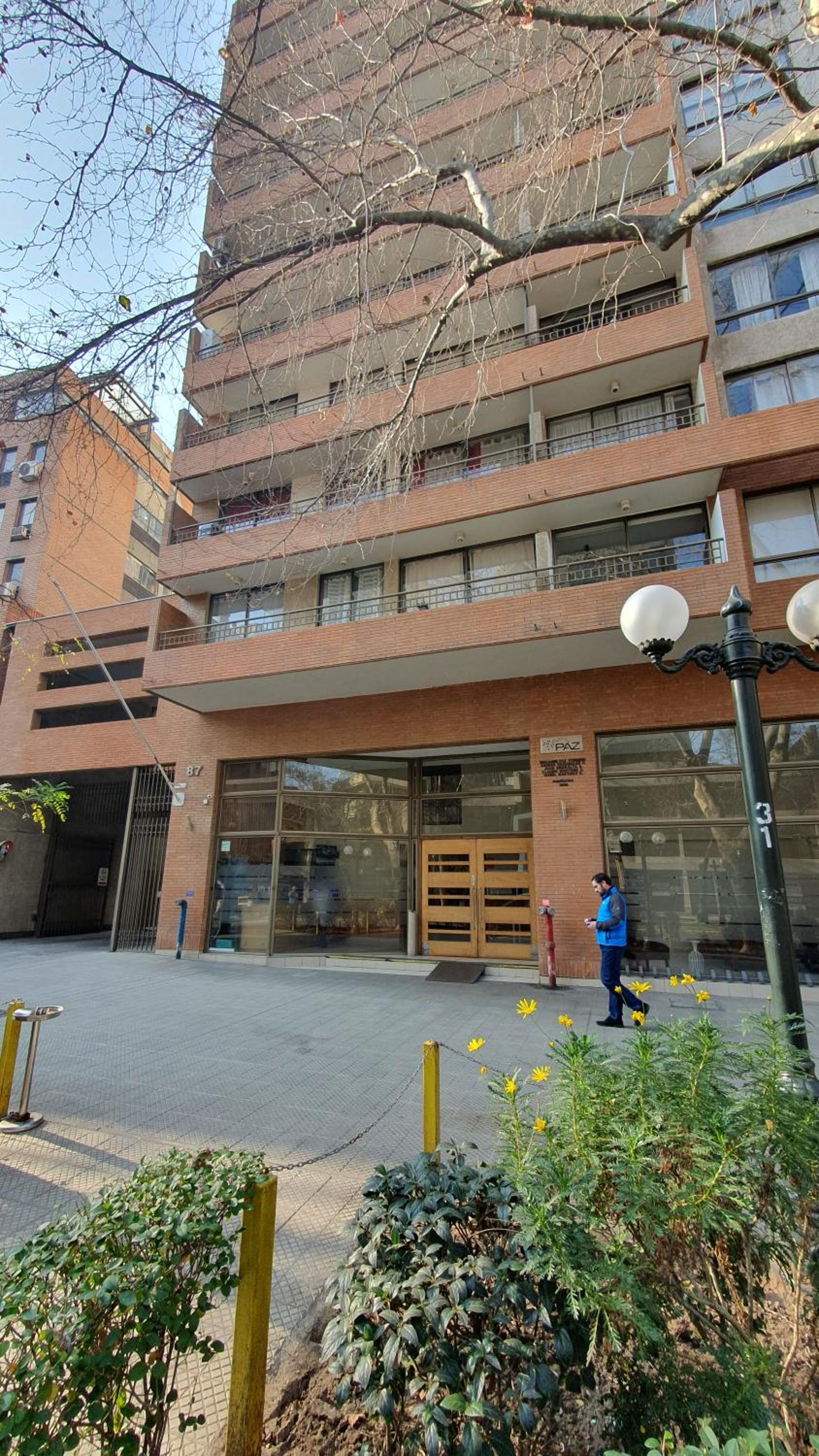 Providencia a pasos del metro Pedro de Valdivia