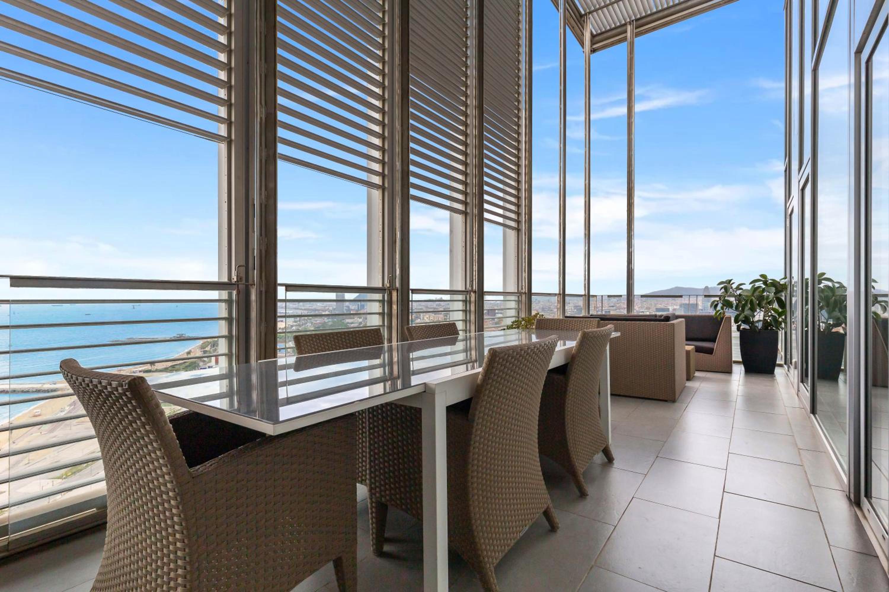 Penthouse With The Best Views! photo 5