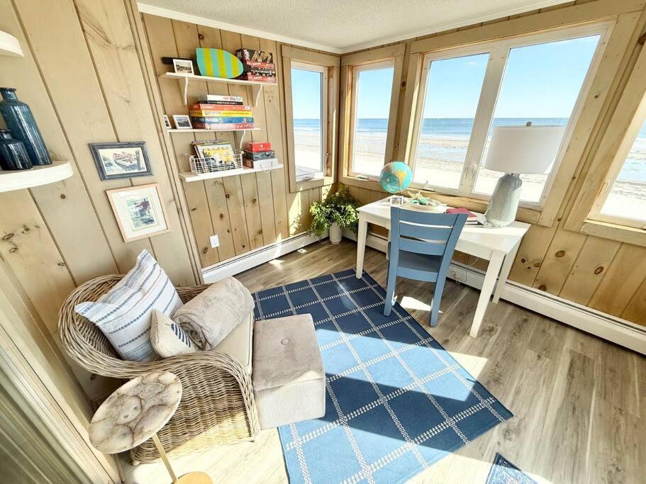 Luxurious Beachfront New England Cottage