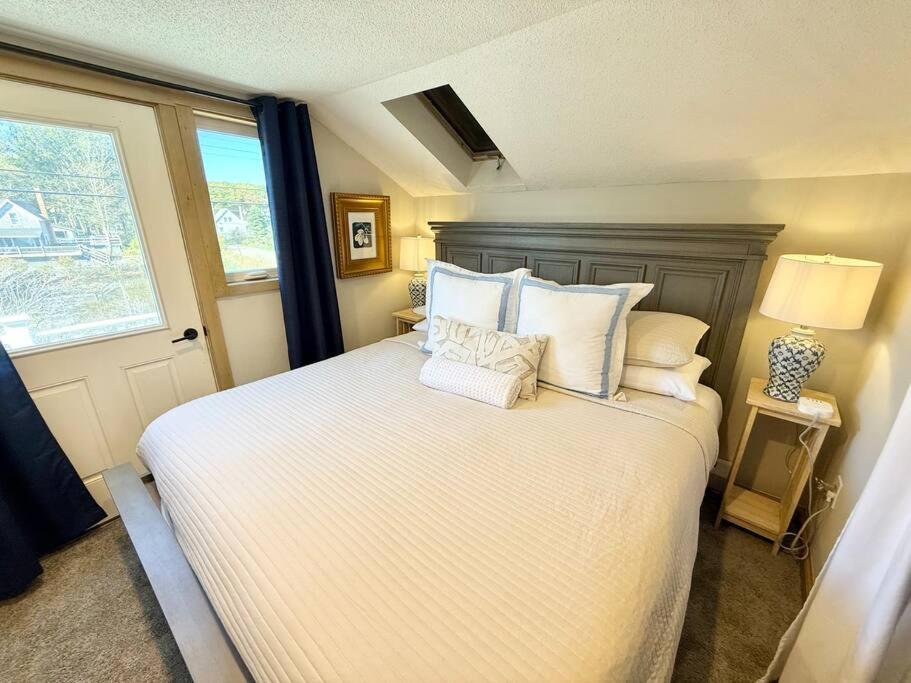 Luxurious Beachfront New England Cottage