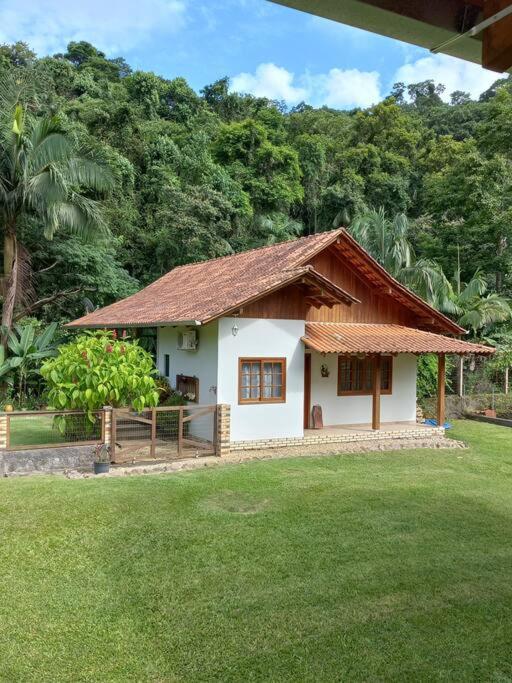 Sossego e Natureza ! Sítio Canto Alegre !