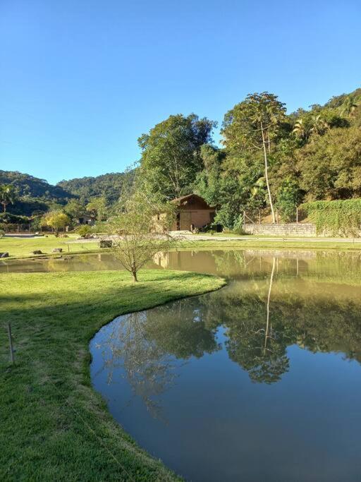 Sossego e Natureza ! Sítio Canto Alegre !