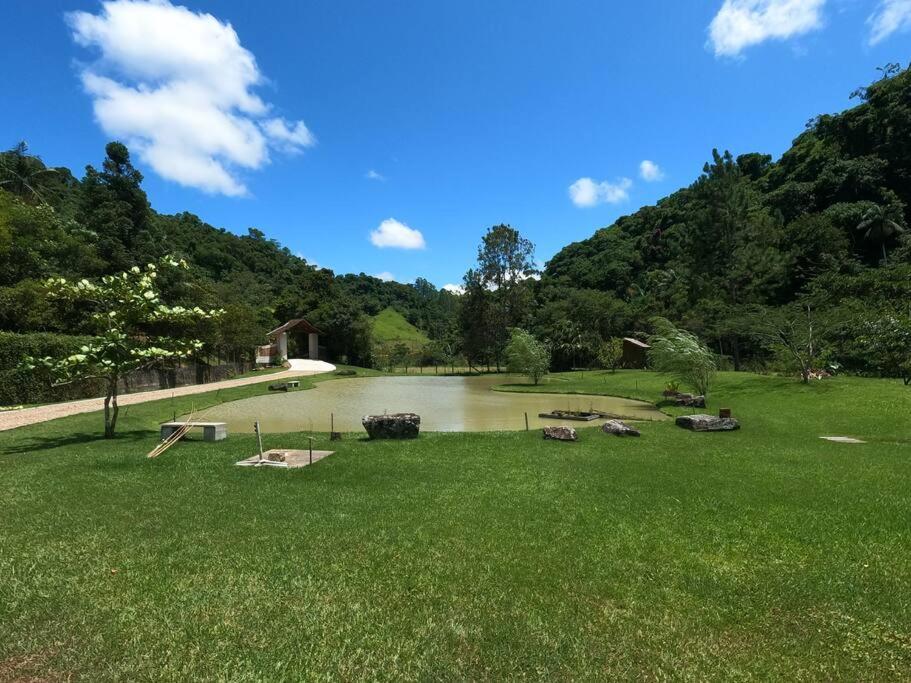 Sossego e Natureza ! Sítio Canto Alegre !