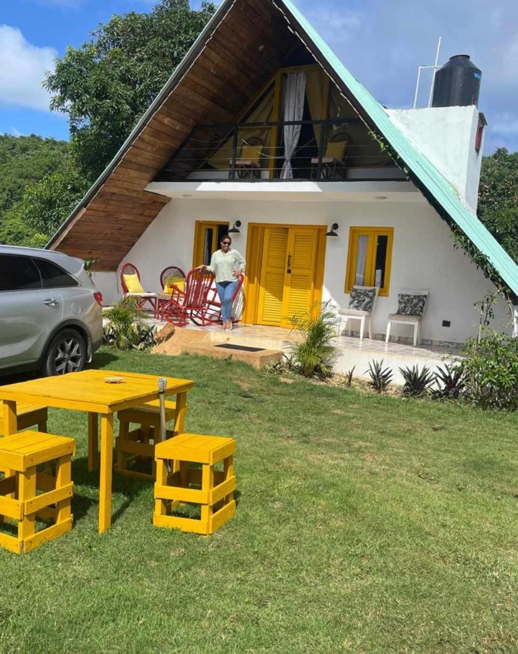 Dreamvilles Ecovillage Eco Villas with Jacuzzi near Beaches