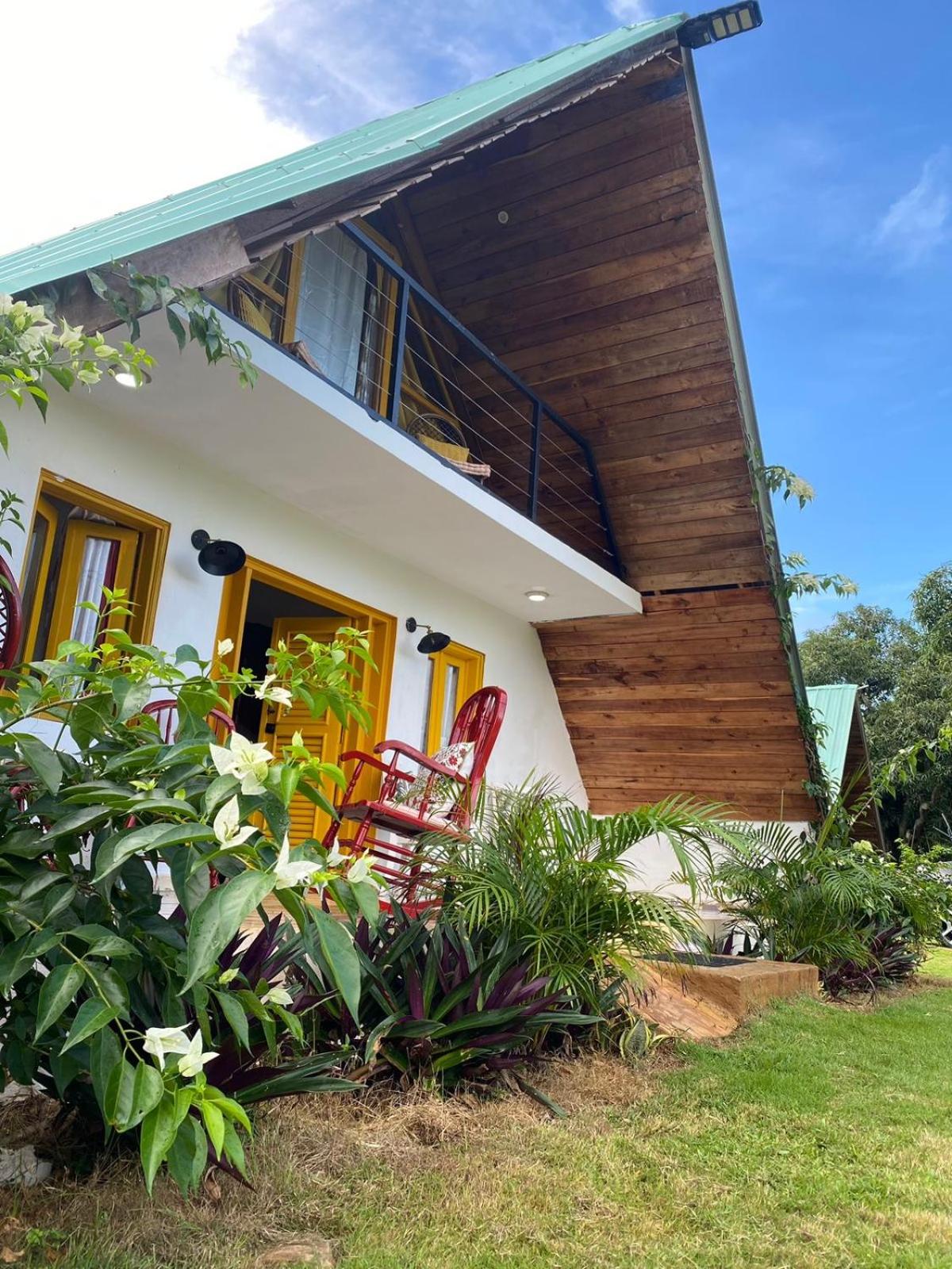 Dreamvilles Ecovillage Eco Villas with Jacuzzi near Beaches