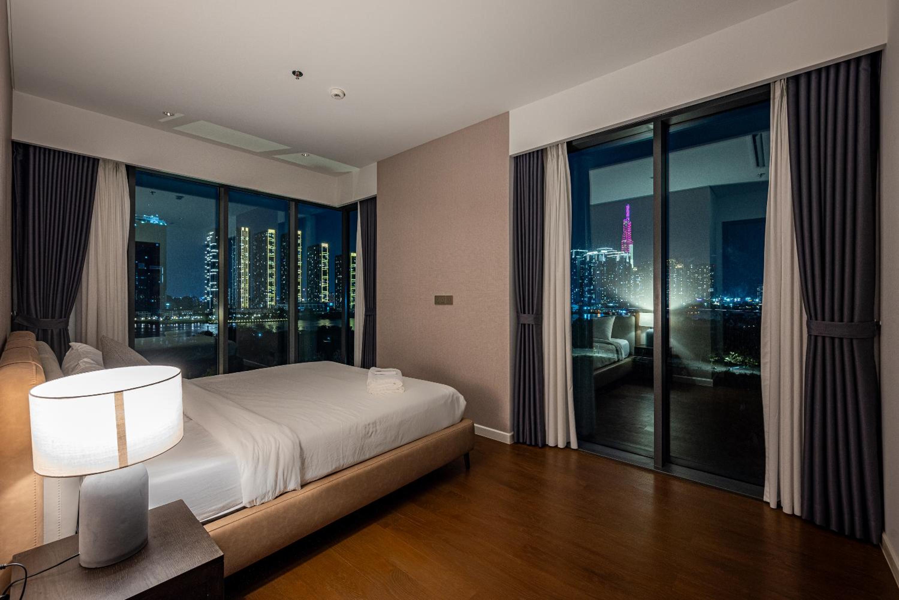 Saigon The Metropole - Residences Complex - By Svillage 