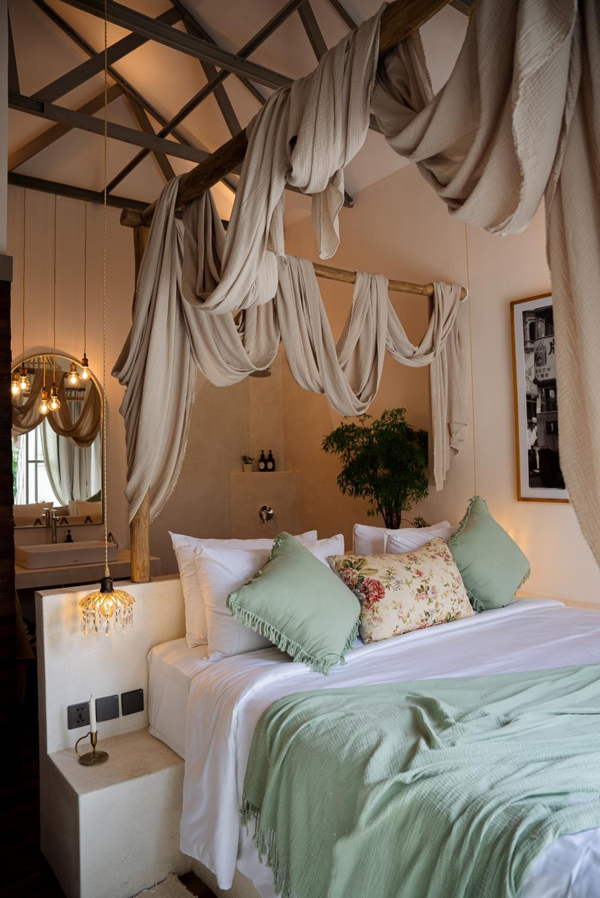hotel room