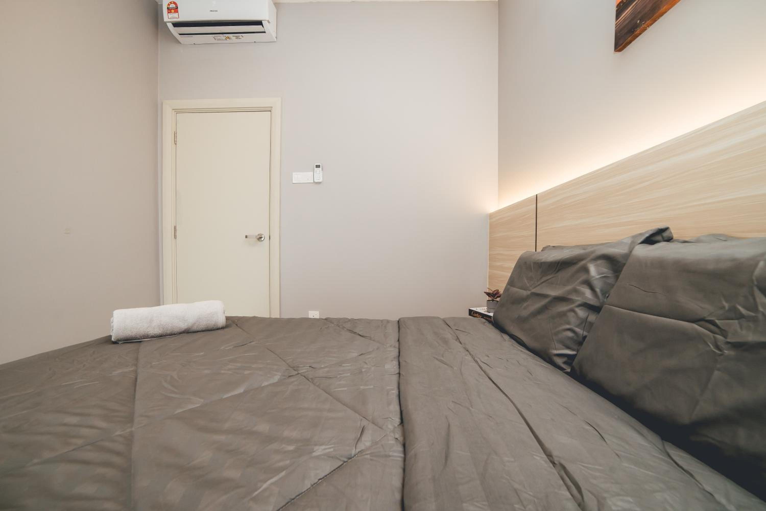 Mosaic Southkey Hidden Ash 3BR8pax nr Midvalley w Bathub