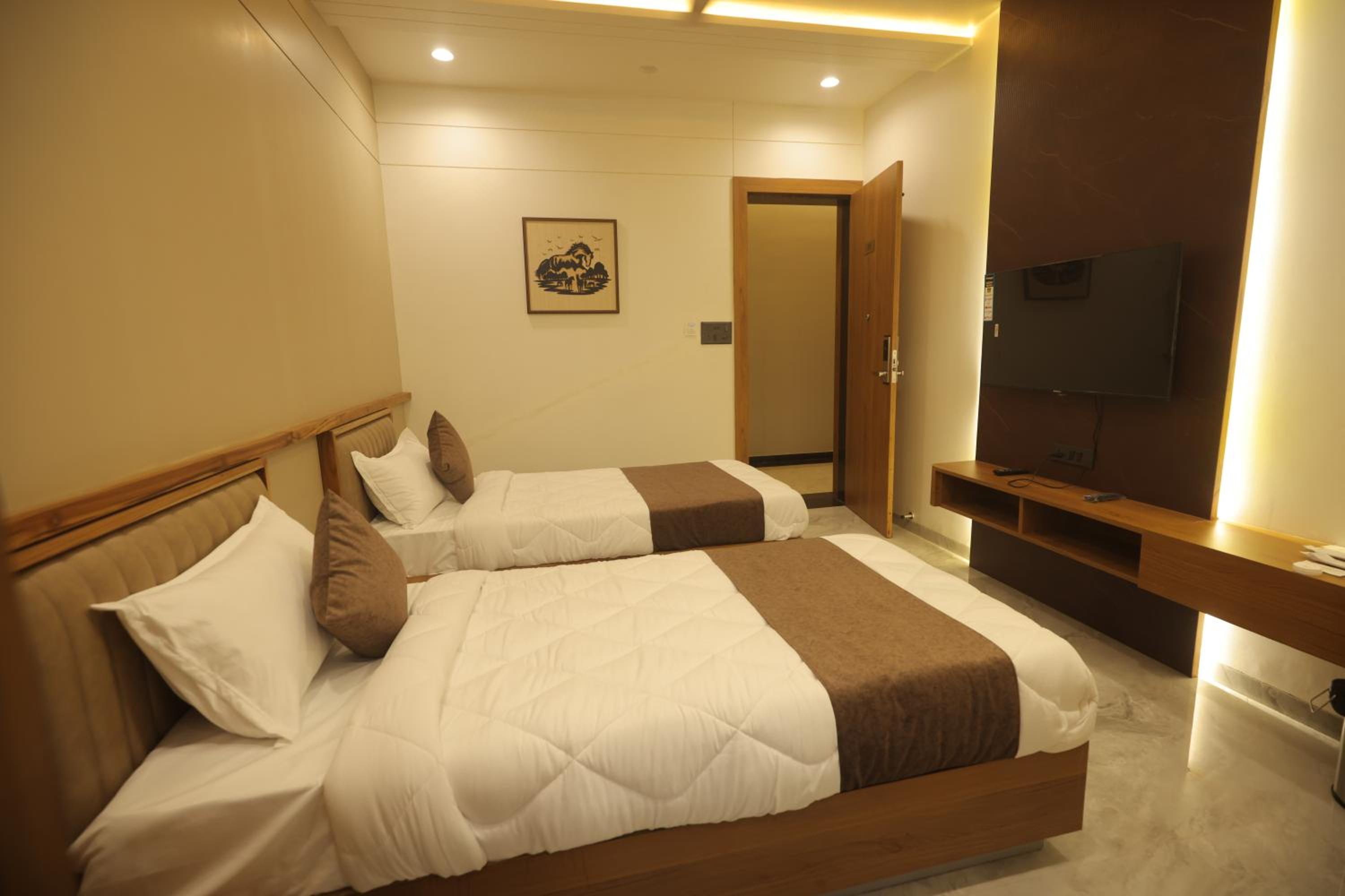 Hotel Raghavji