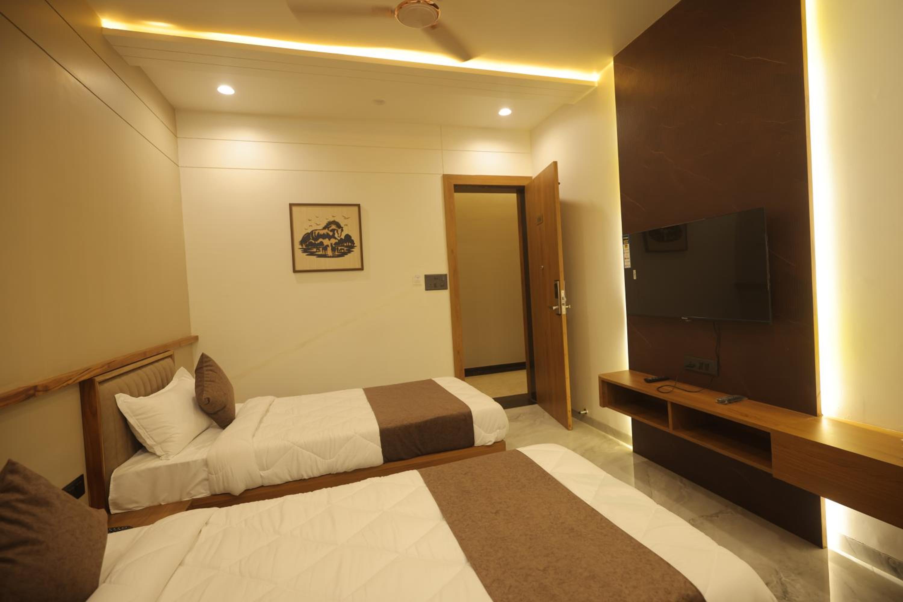 Hotel Raghavji