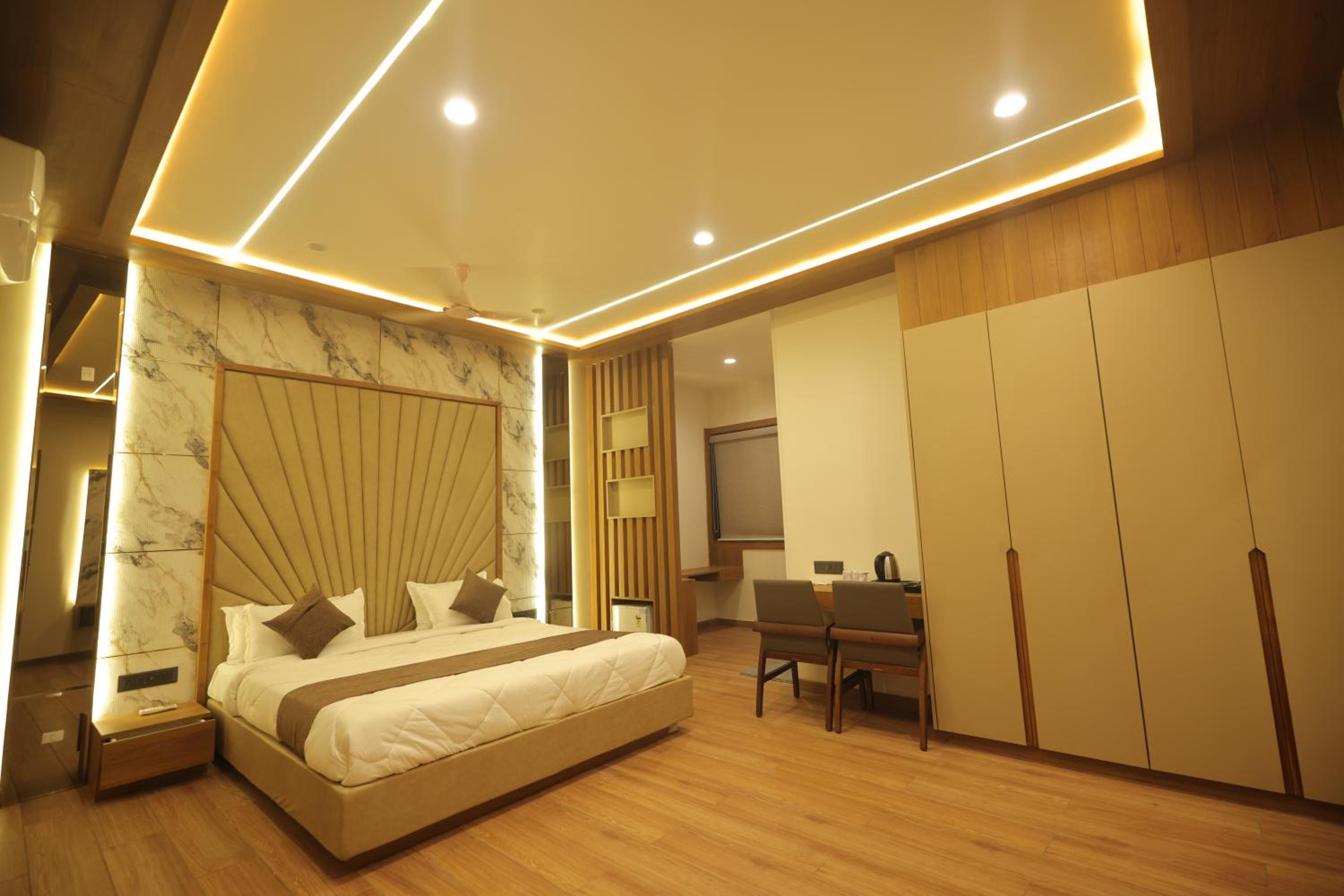 Hotel Raghavji