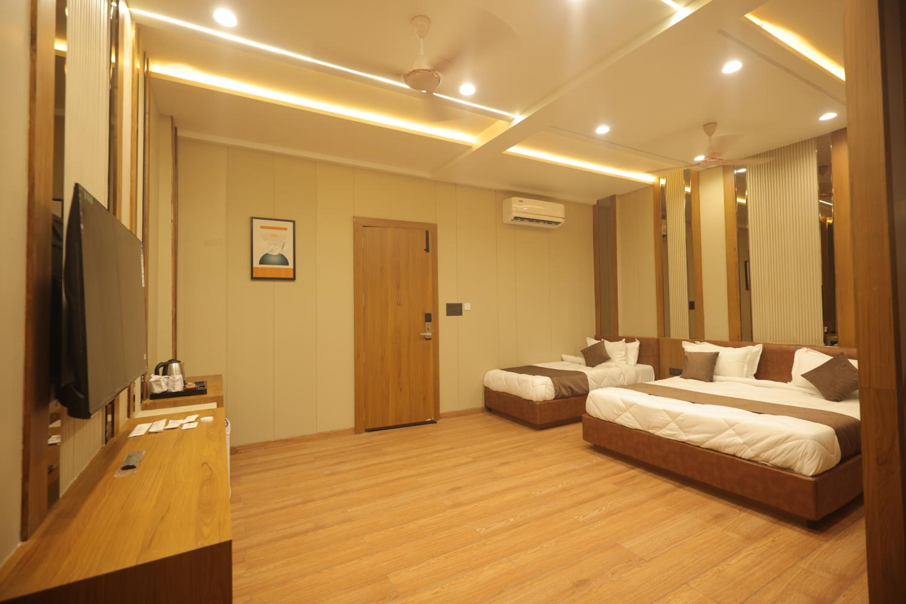 Hotel Raghavji