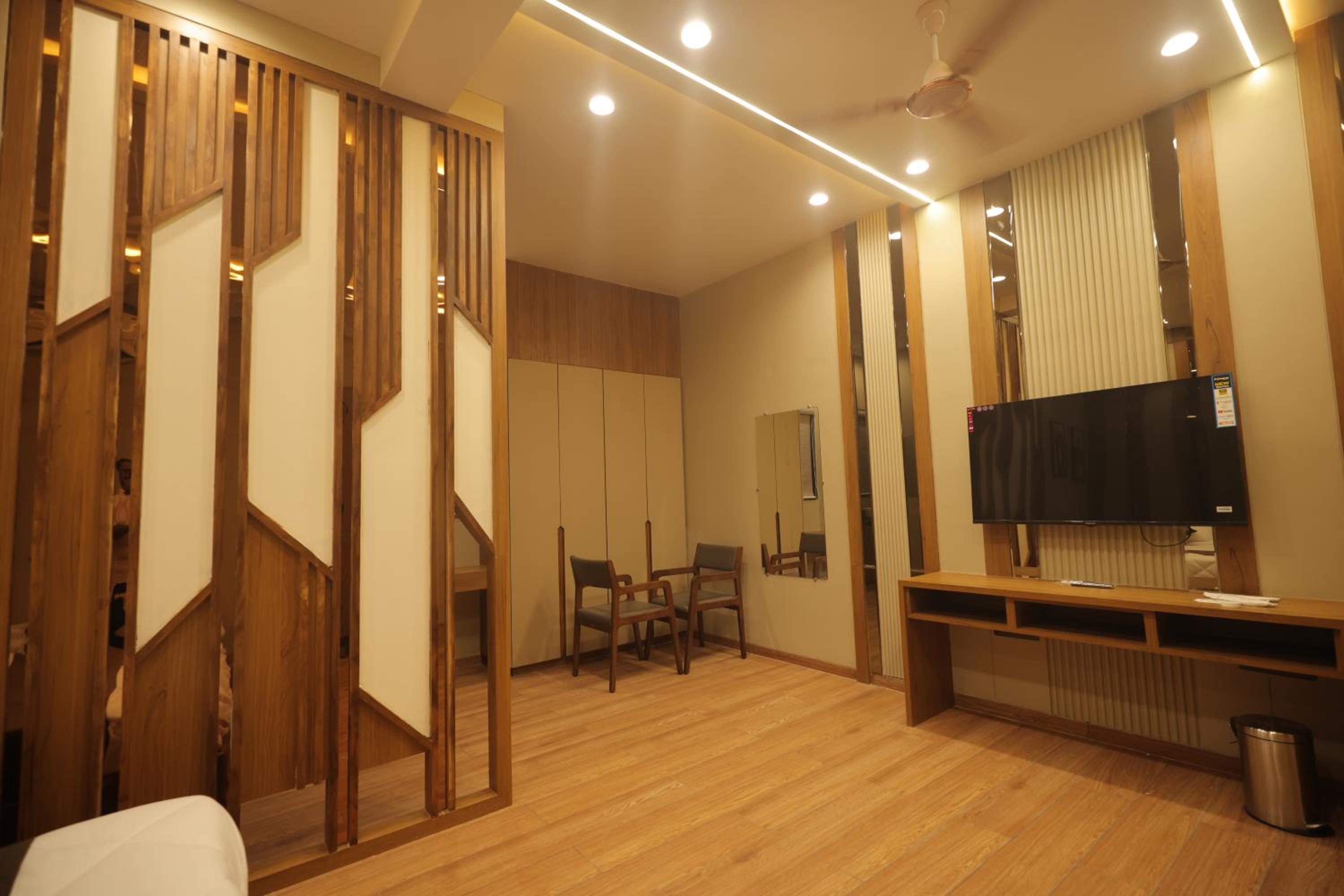 Hotel Raghavji