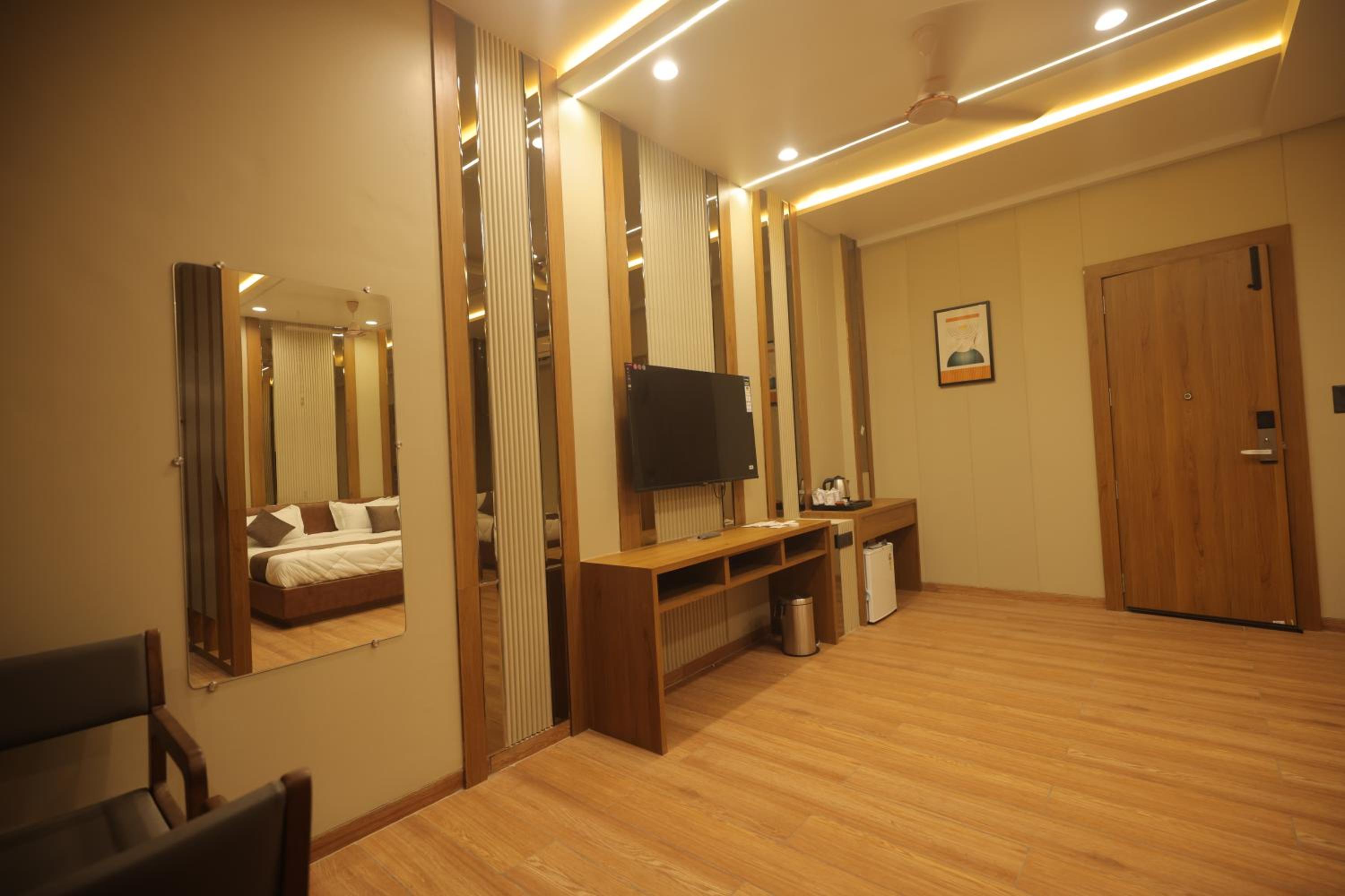 Hotel Raghavji