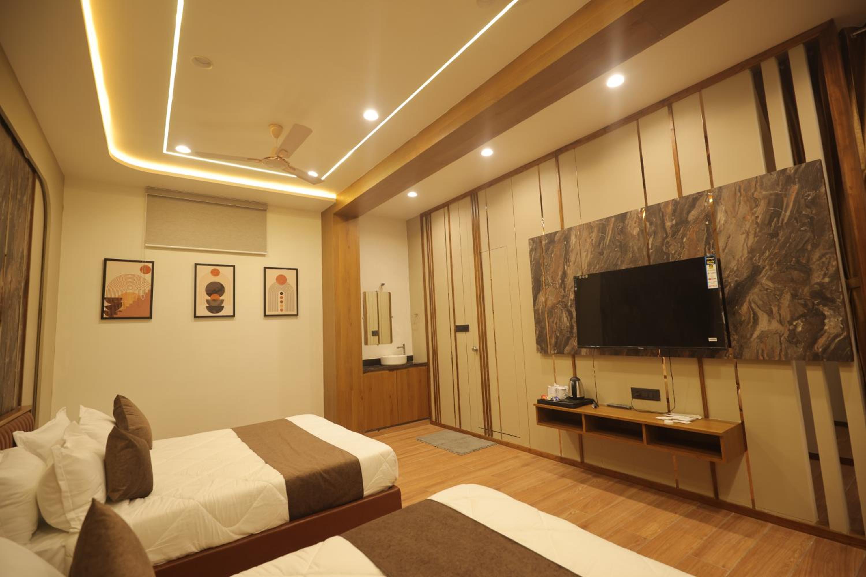 Hotel Raghavji