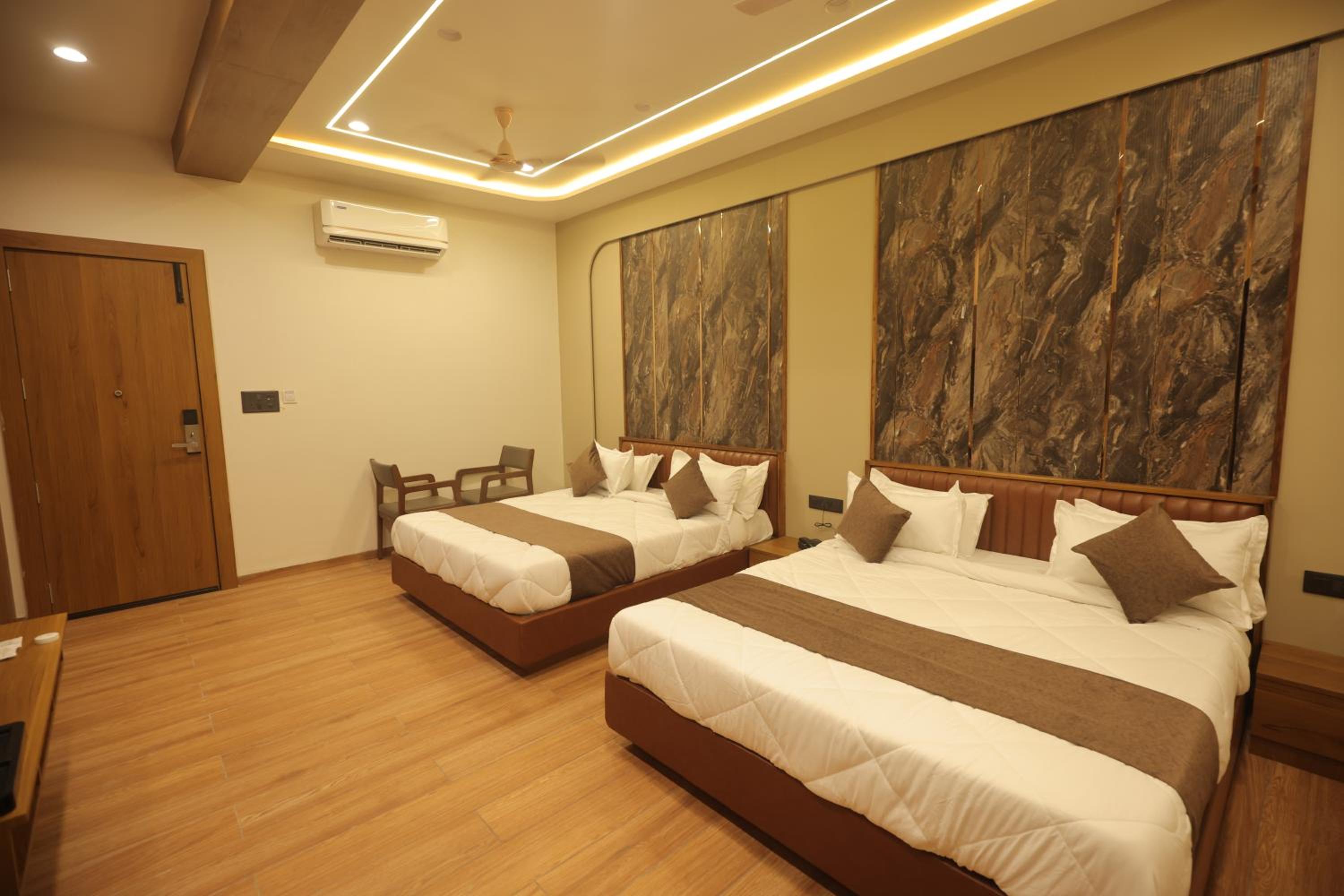 Hotel Raghavji