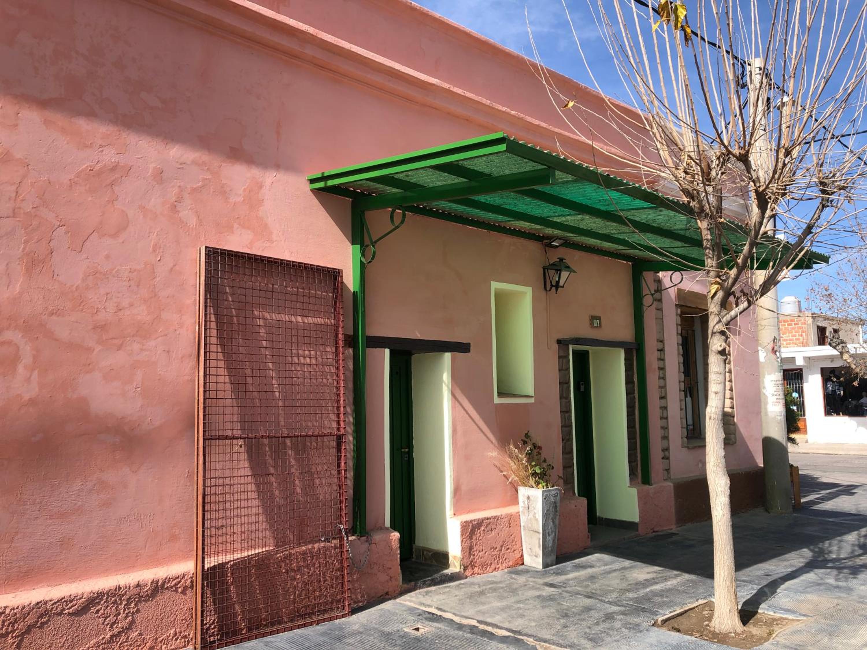 Hotel Casa Chica - Image 1