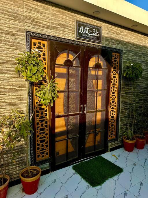 Paint house home in karachi 2 bedroom aprtment view 5