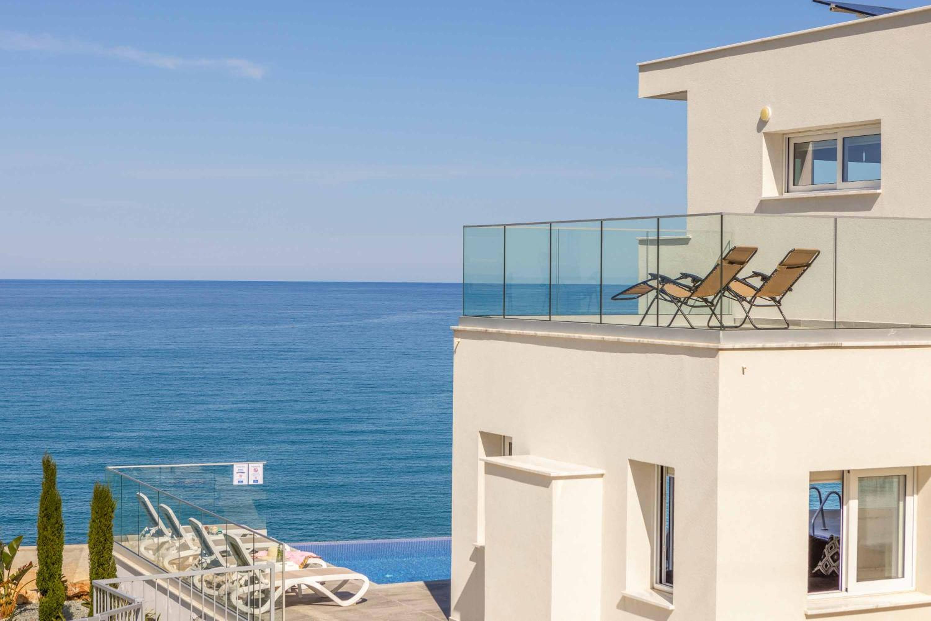 Pomos Seashore Villa