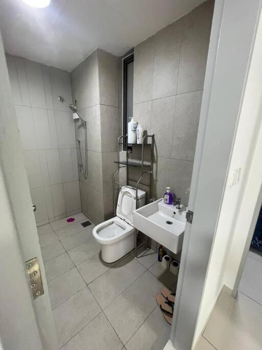 Cozy kenwingston Platz KL 2-5 pax 2BR&2BR genting view parkin netflix 3802