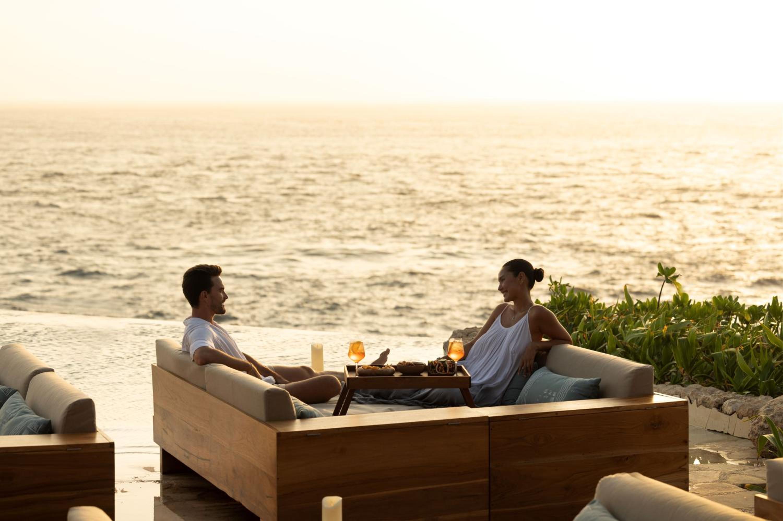 ARNA Suites and Ocean Lounge view 4