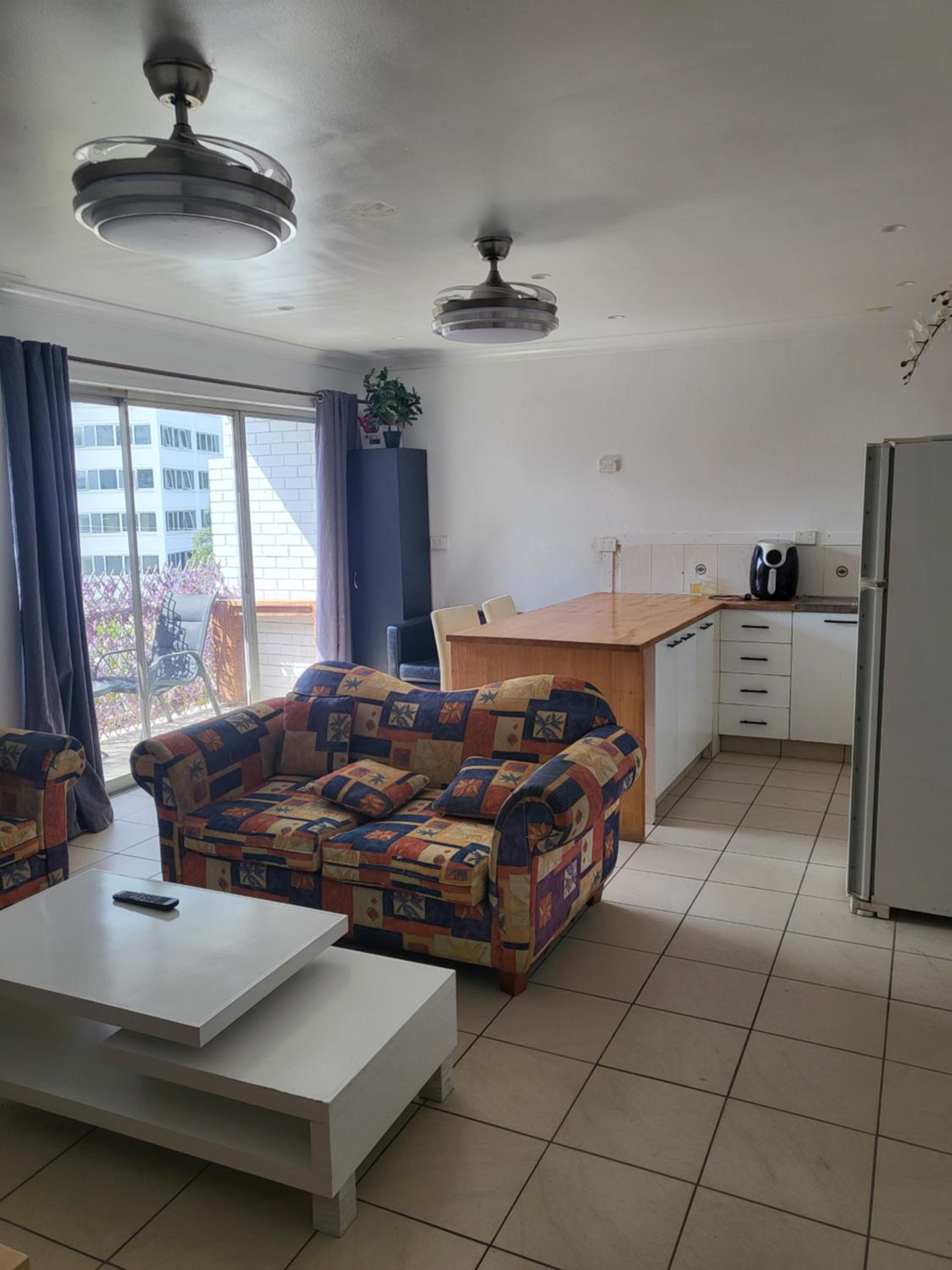 Sunsetcourt Budget holiday apartments surfers paradise
