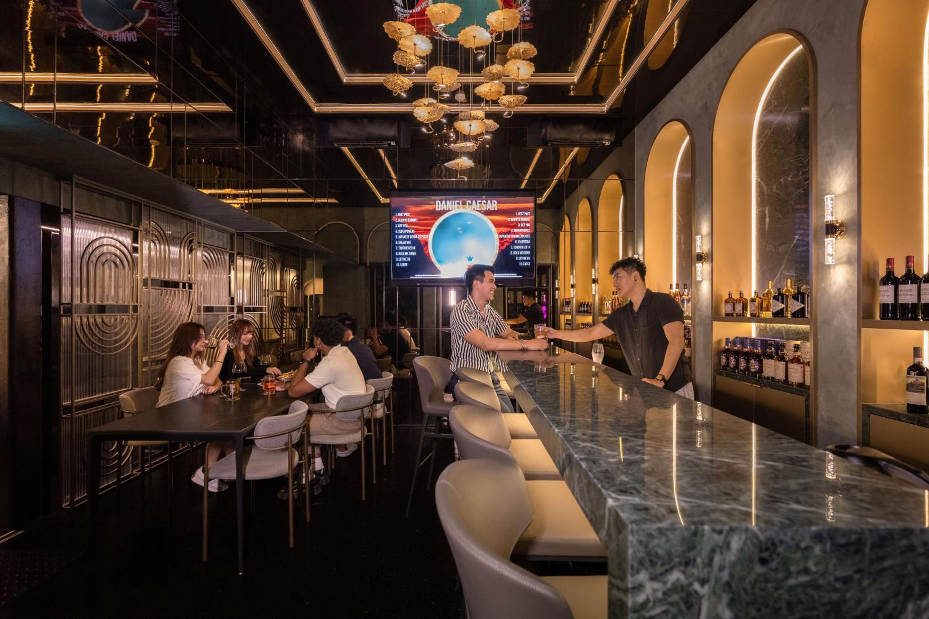 Cube Social Boutique Capsule Hotel at Boat Quay