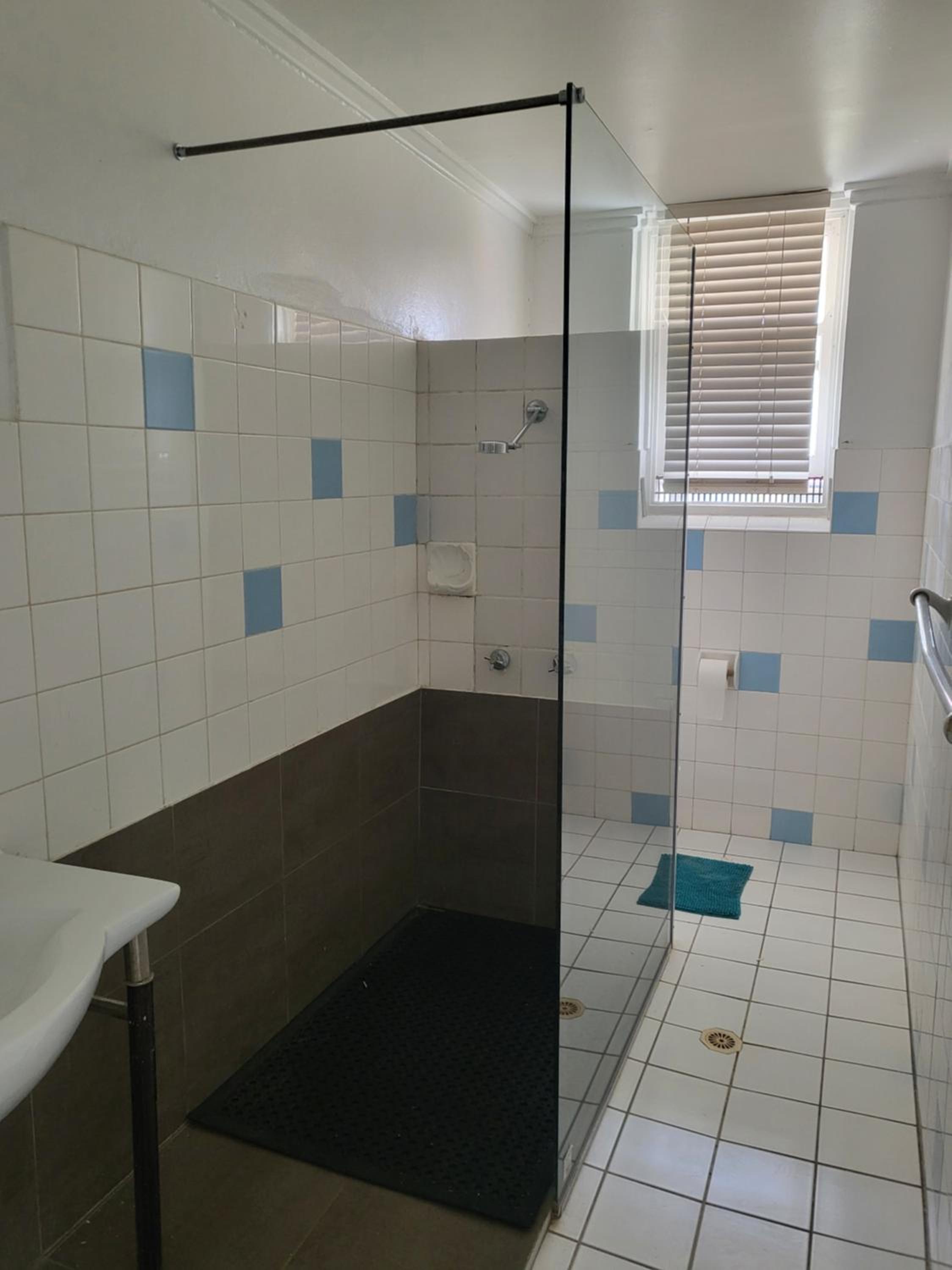 Sunsetcourt Budget holiday apartments surfers paradise