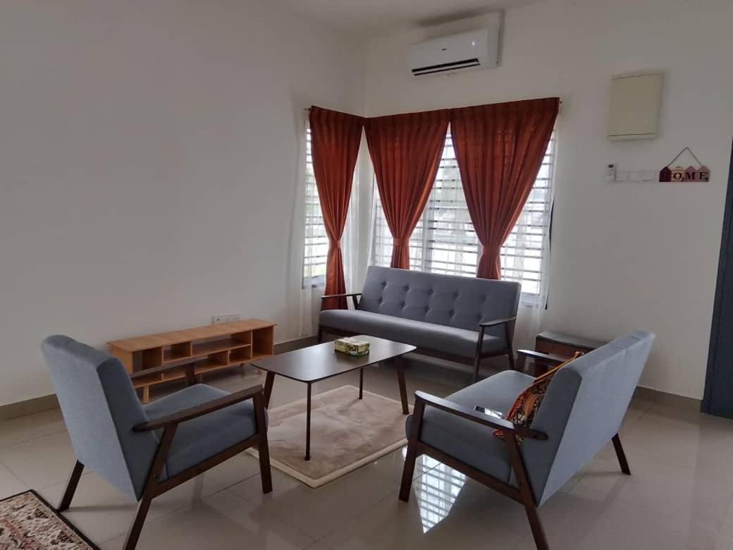 Seri Cempaka Homestay photo 5