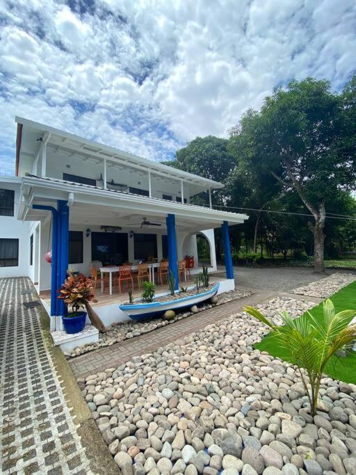 Tivives kikala Lodge