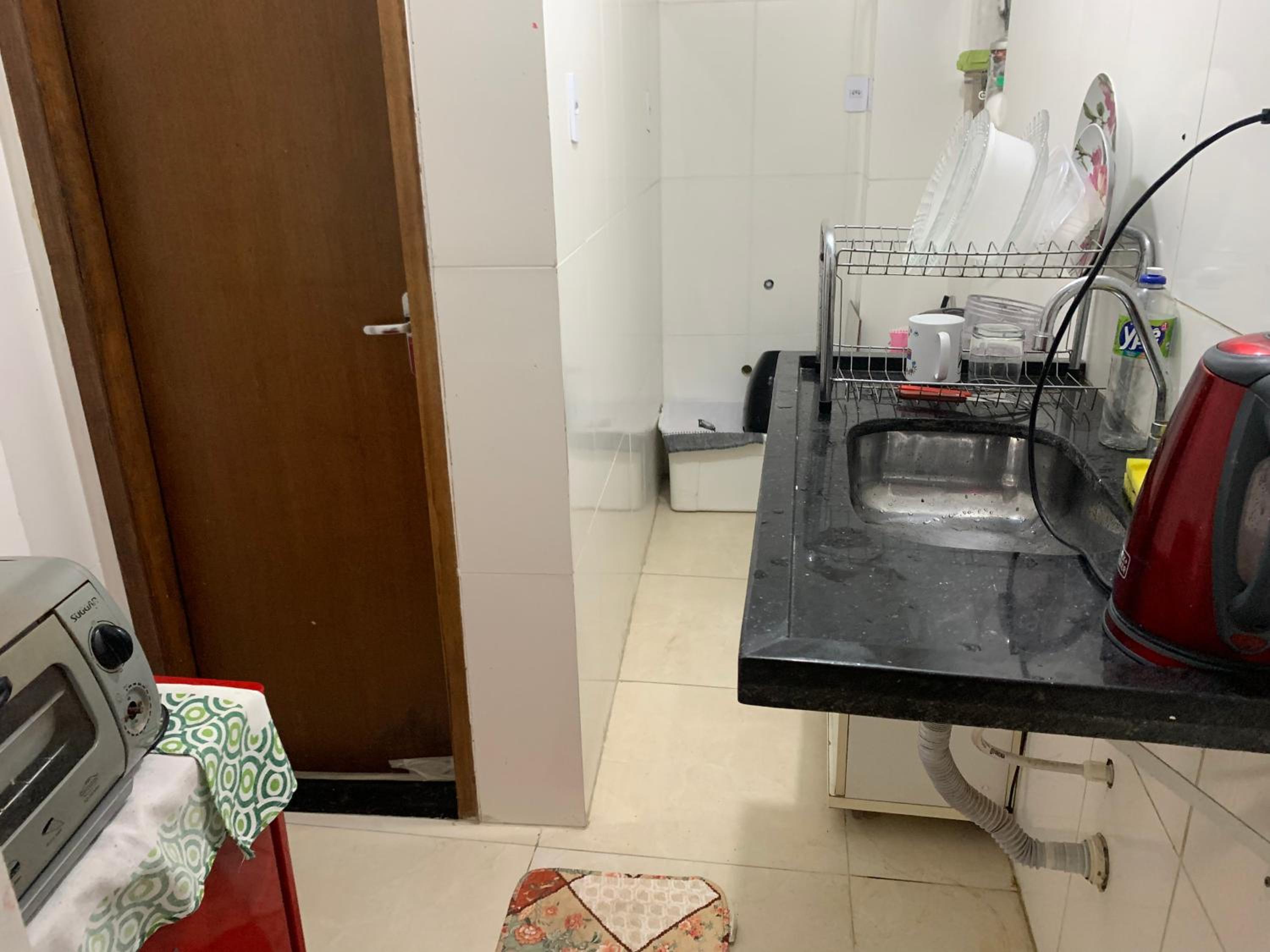 Pequeno apartamento a 100 metros da praia