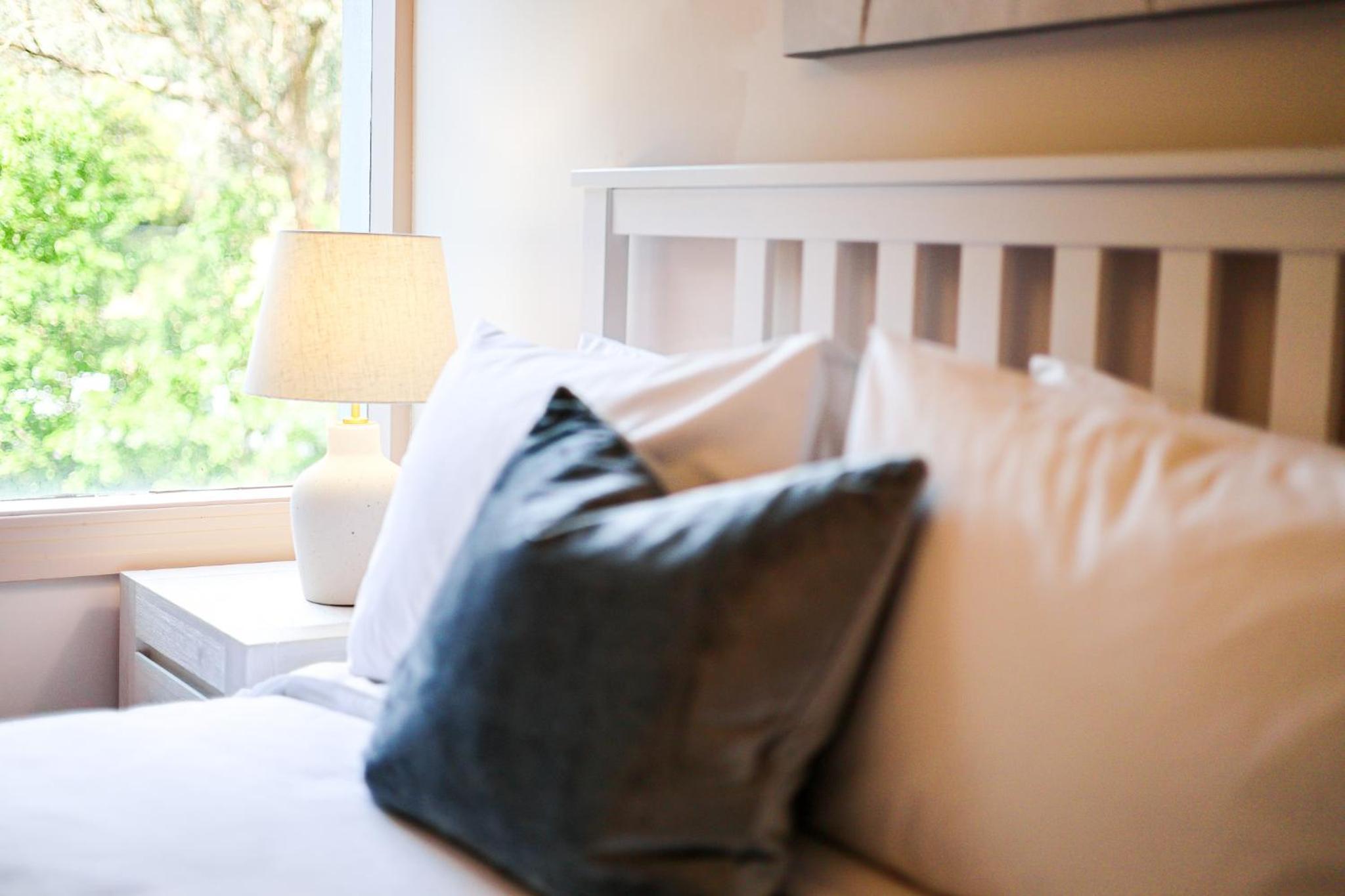 StayAU Expansive 7BR Villa Scenic Warrandyte