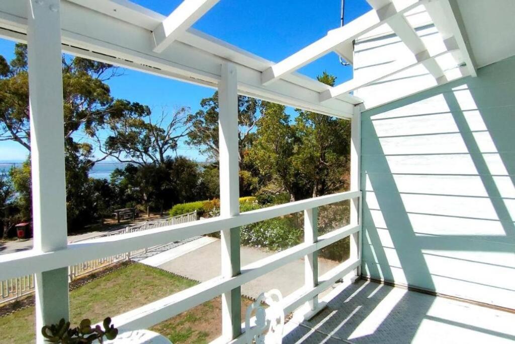 Great Sea View Home Tenby Point