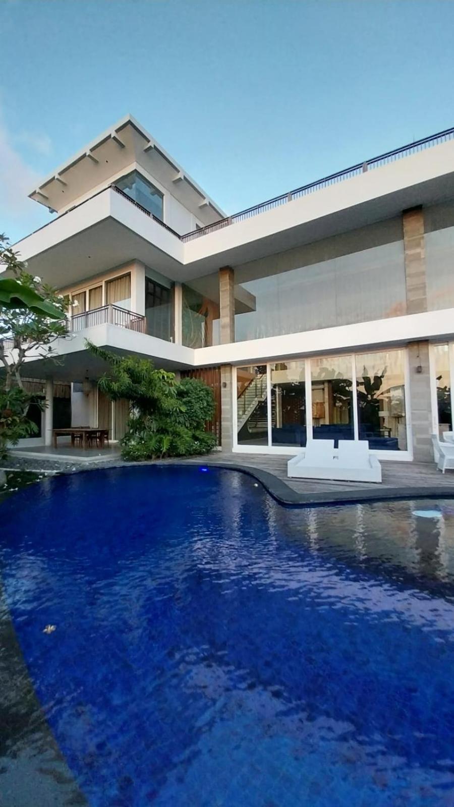 Athaya Mansion