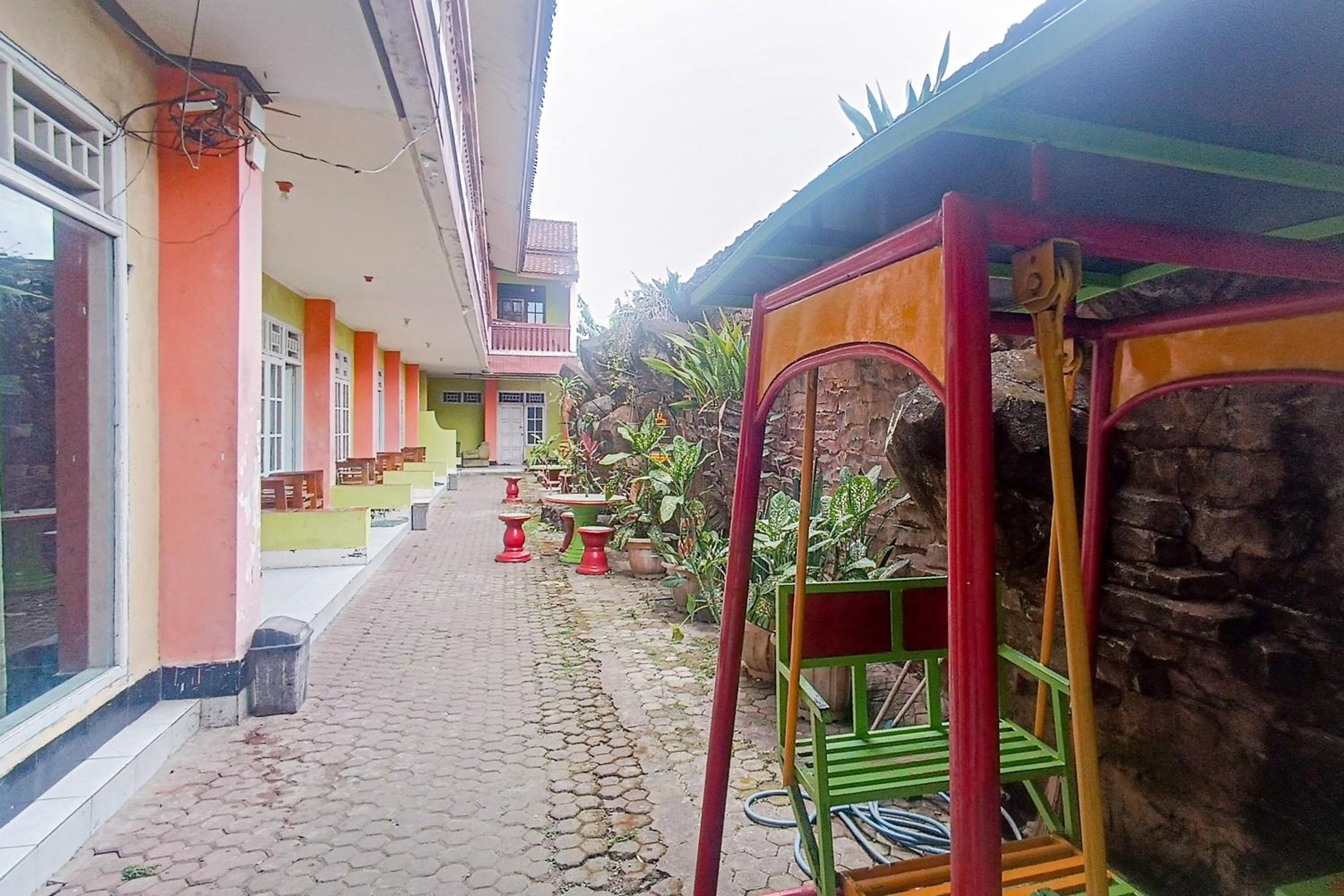 Hotel Dienda Hayu