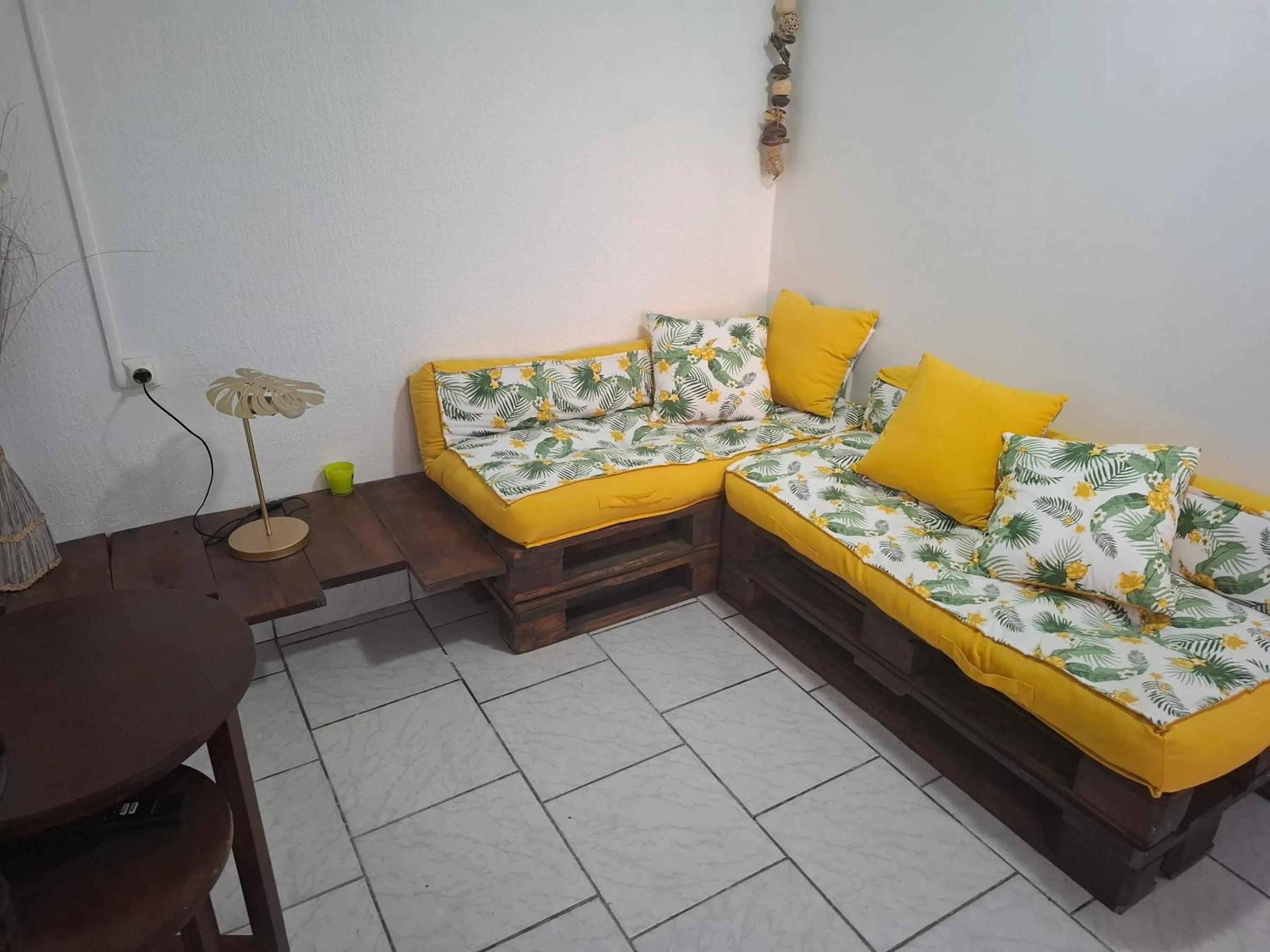 Maison conviviale avec piscine a Capesterre Belle Eau view 5
