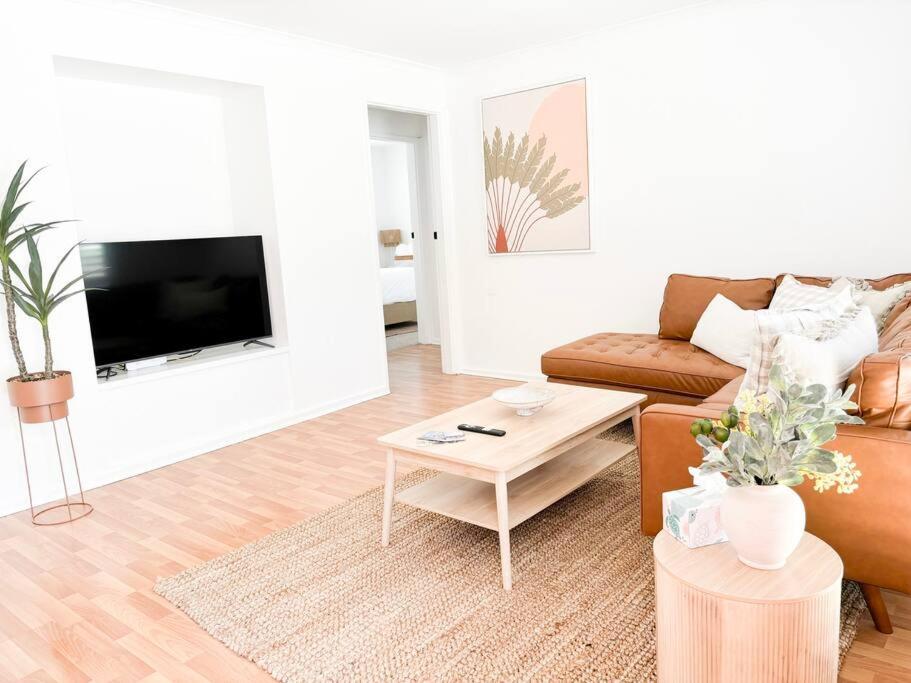 Halloran Street - Convenient Living in Turvey Park