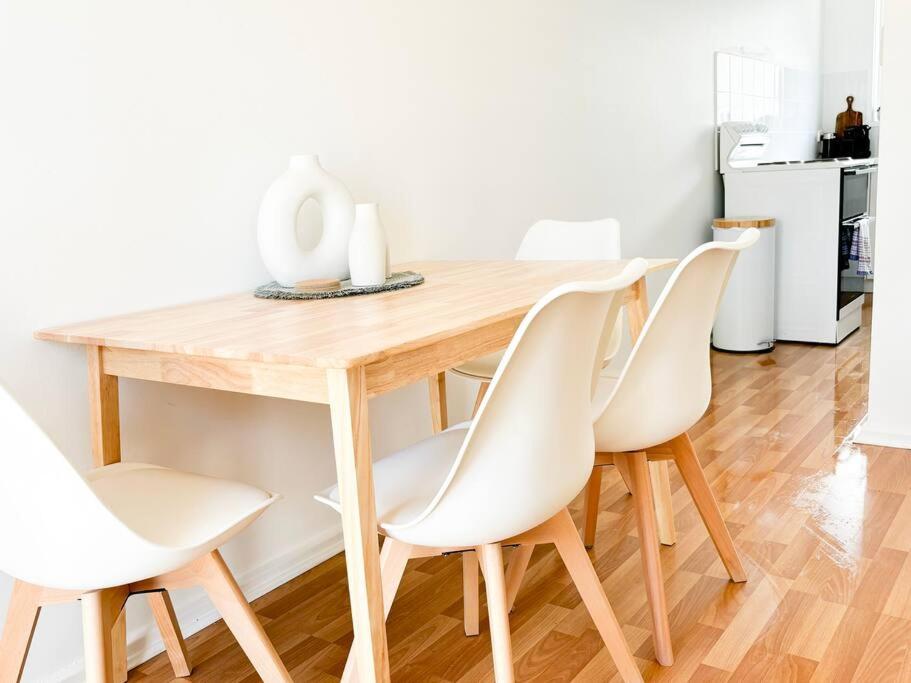 Halloran Street - Convenient Living in Turvey Park
