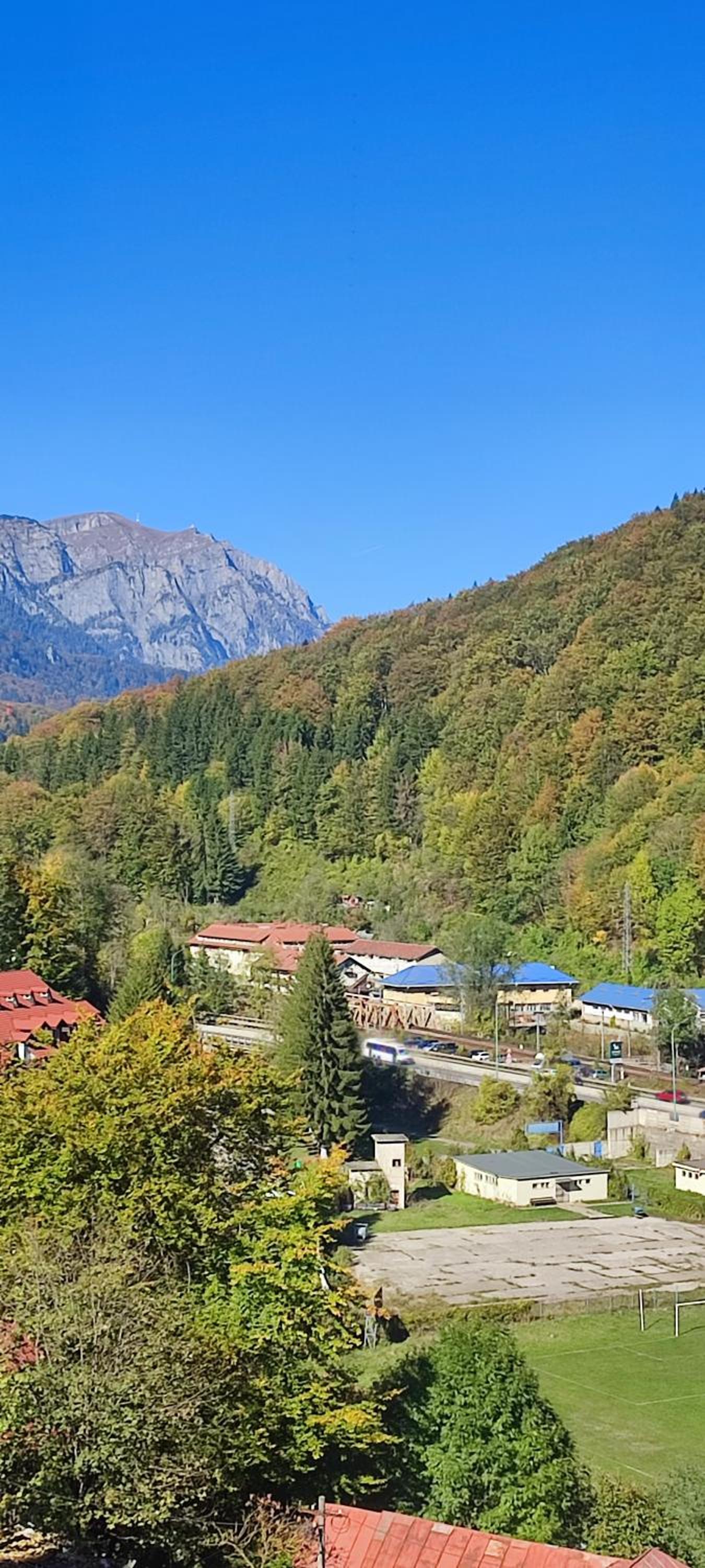 DUPLEX BELLE VIEW SINAIA-free parking view 2