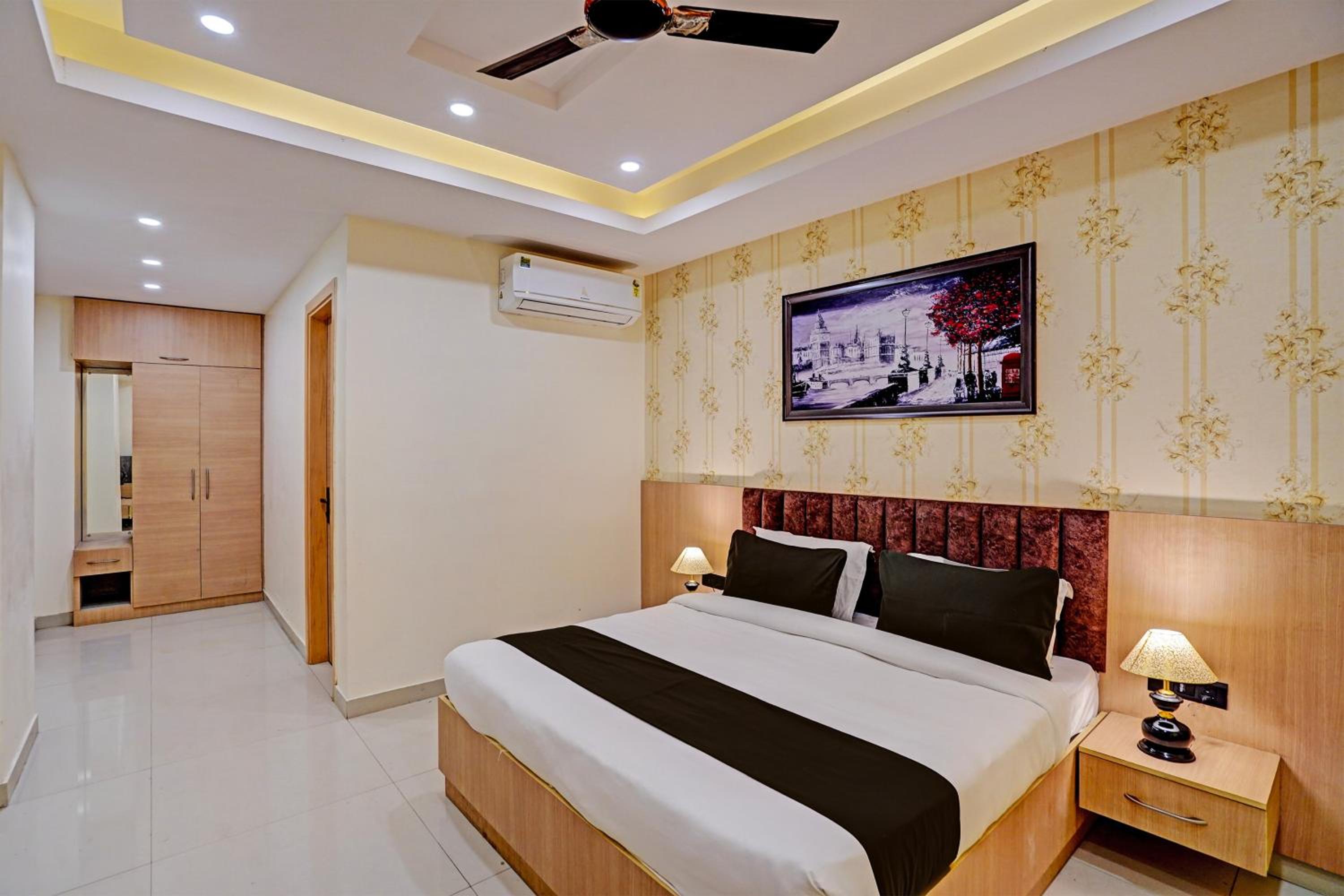 Hotel Tarkk International Airport Delhi