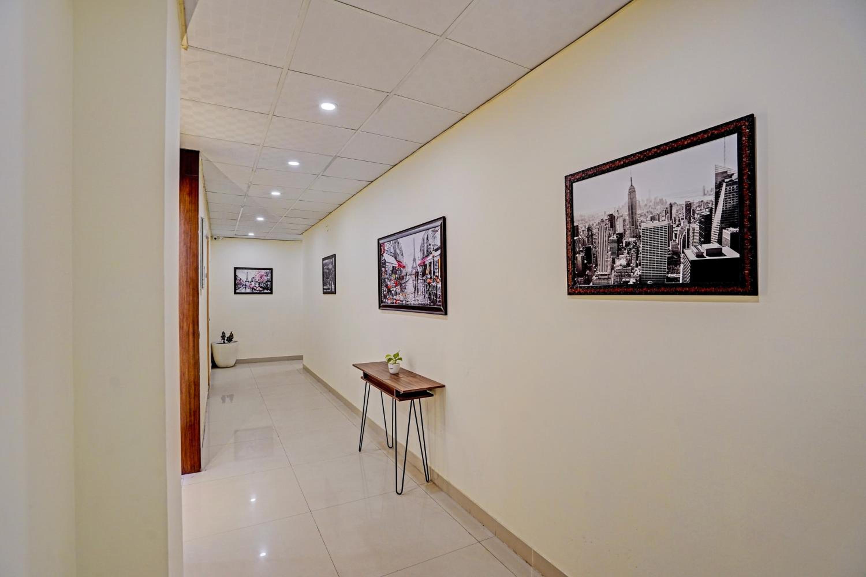 Hotel Tarkk International Airport Delhi