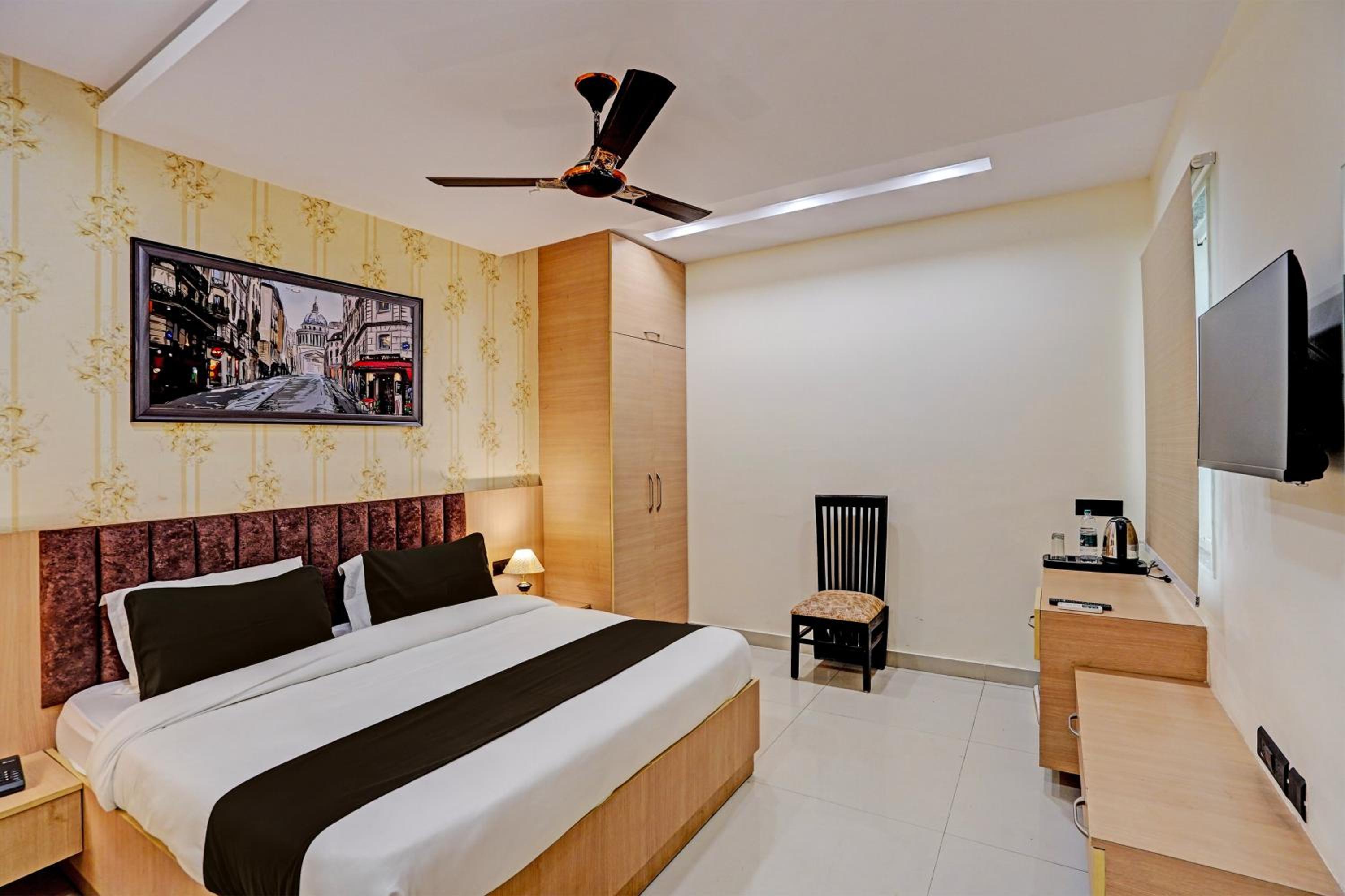 Hotel Tarkk International Airport Delhi