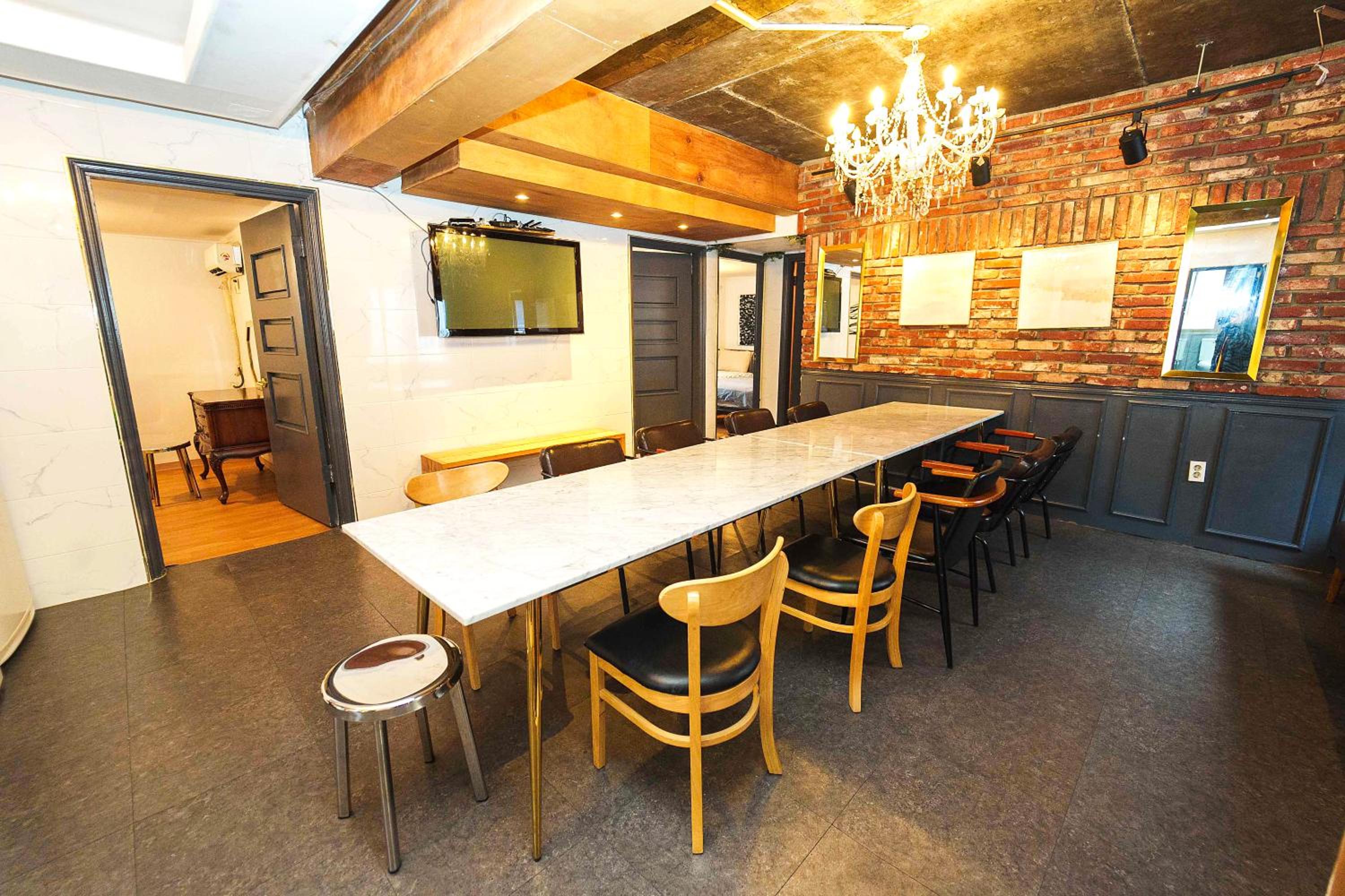 meeting & event spaces